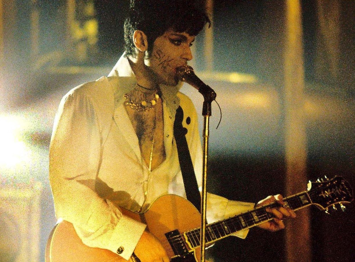 Prince on stage in 1995
