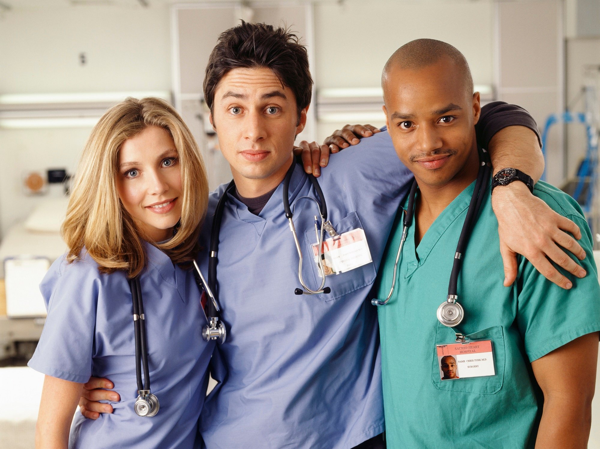 (l-r) Sarah Chalke, Zach Braff, and Donald Faison in 'Scrubs'