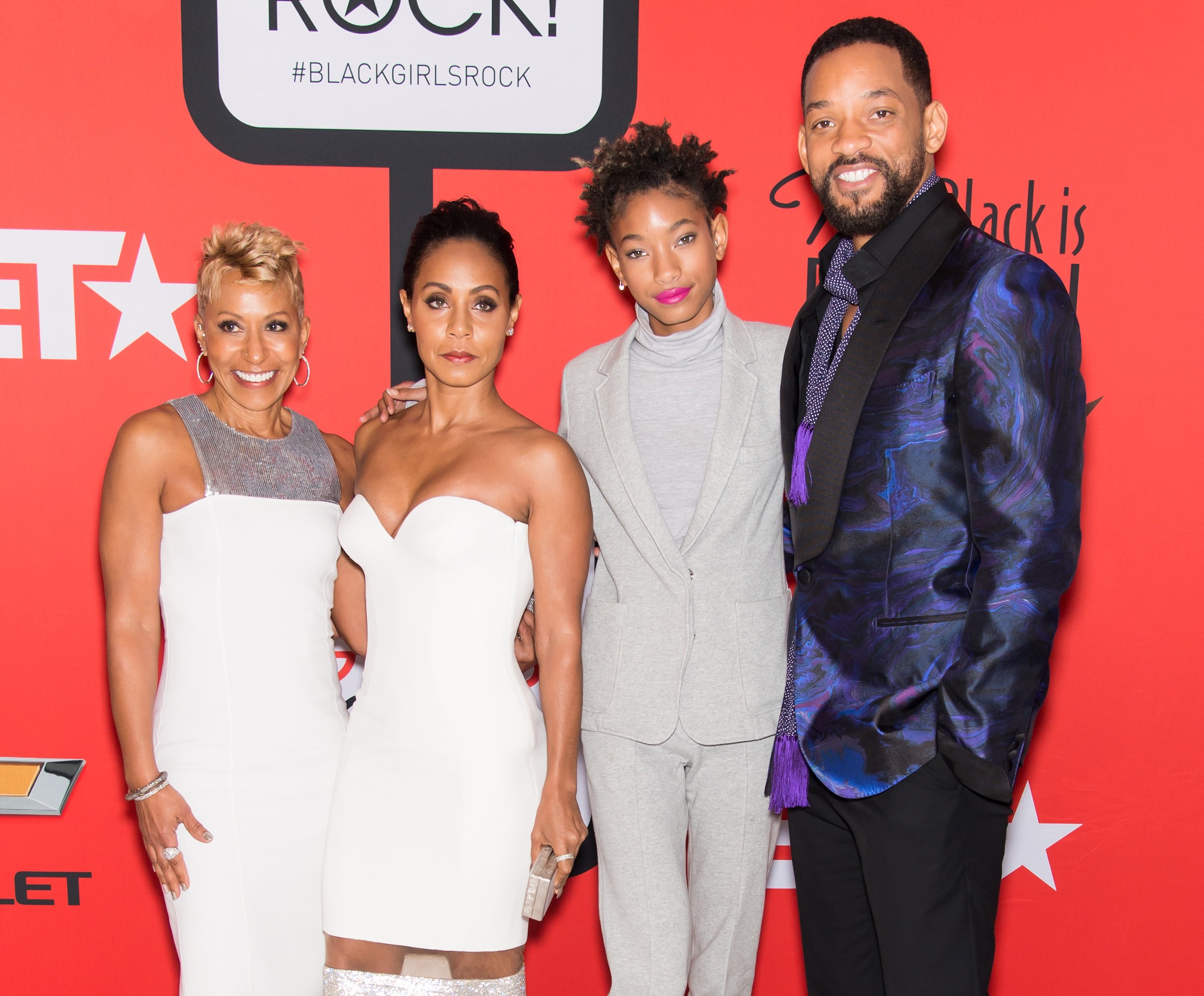 Adrienne Banfield-Norris, Jada Pinkett Smith, Willow Smith, and Will Smith