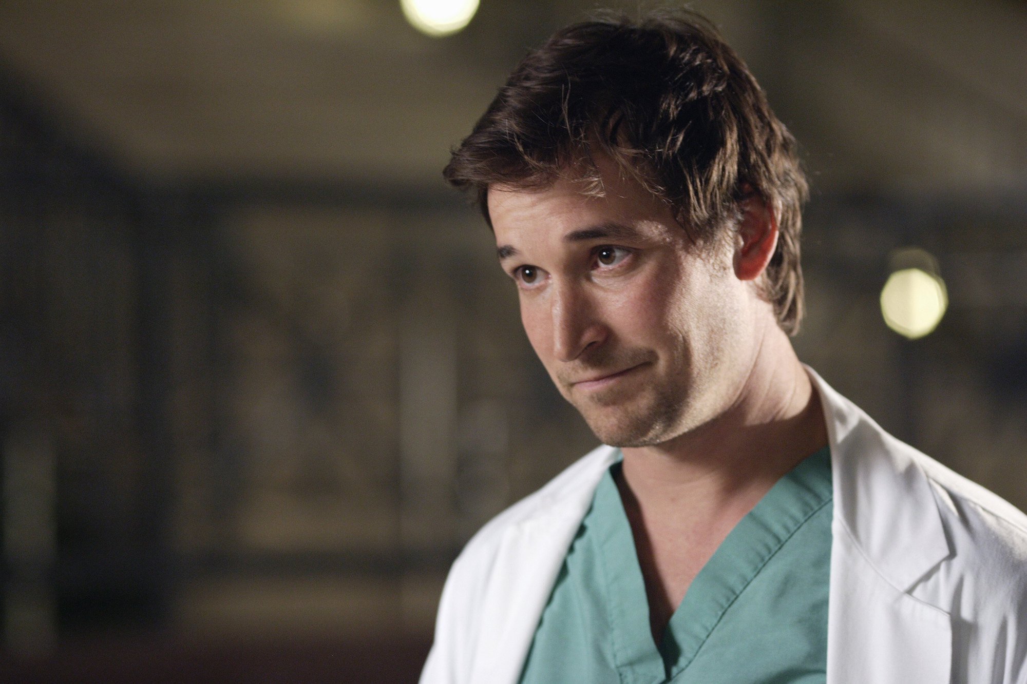 Noah Wyle as Doctor John Carter 