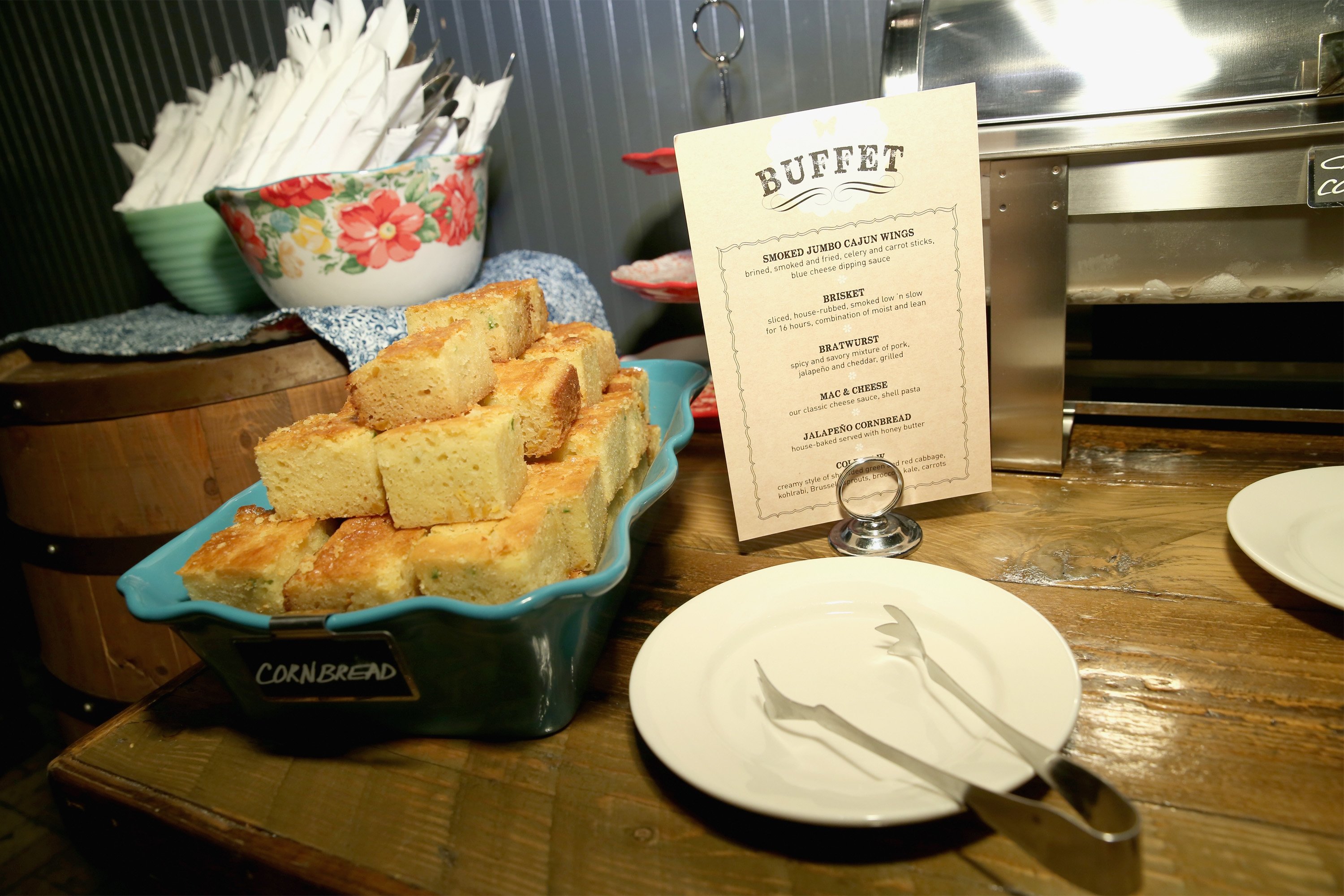 Food on display during The Pioneer Woman Magazine Celebration with Ree Drummond at The Mason Jar in 2017 in New York City. | Monica Schipper/Getty Images for The Pioneer Woman Magazine