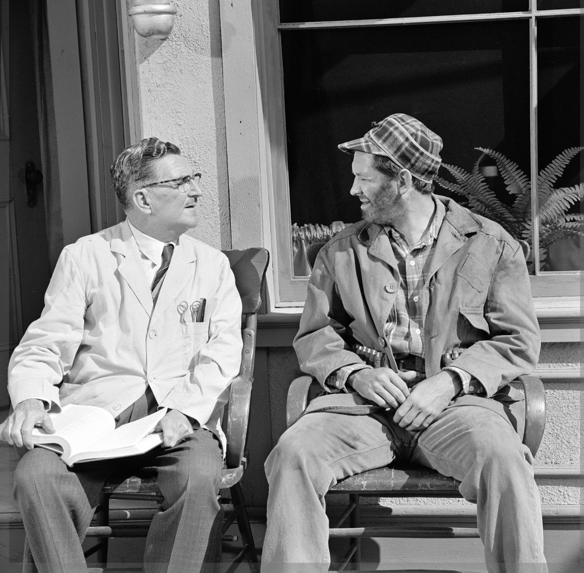 Howard McNear, left, with George Lindsey in 1966 