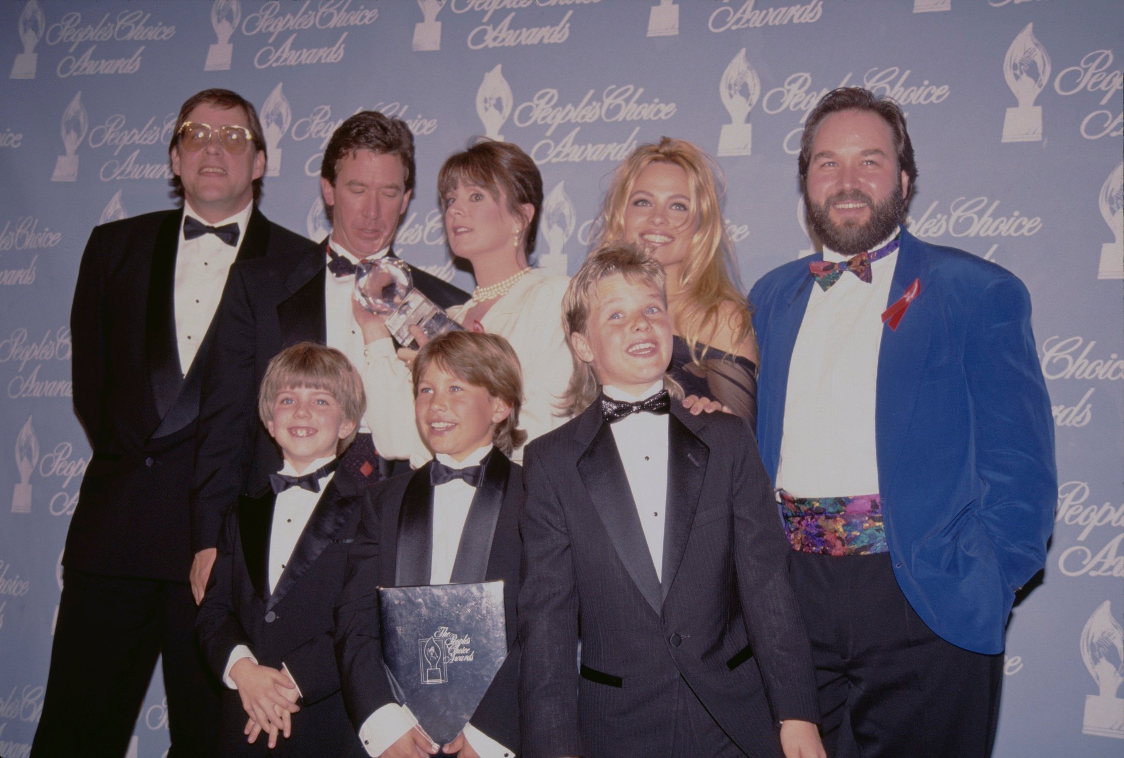 Blake Clark, Tim Allen, Patricia Richardson, Pamela Anderson, Richard Karn, Taran Noah Smith, Jonathan Taylor Thomas and Zachery Ty Bryan attend the 18th Annual People's Choice Awards