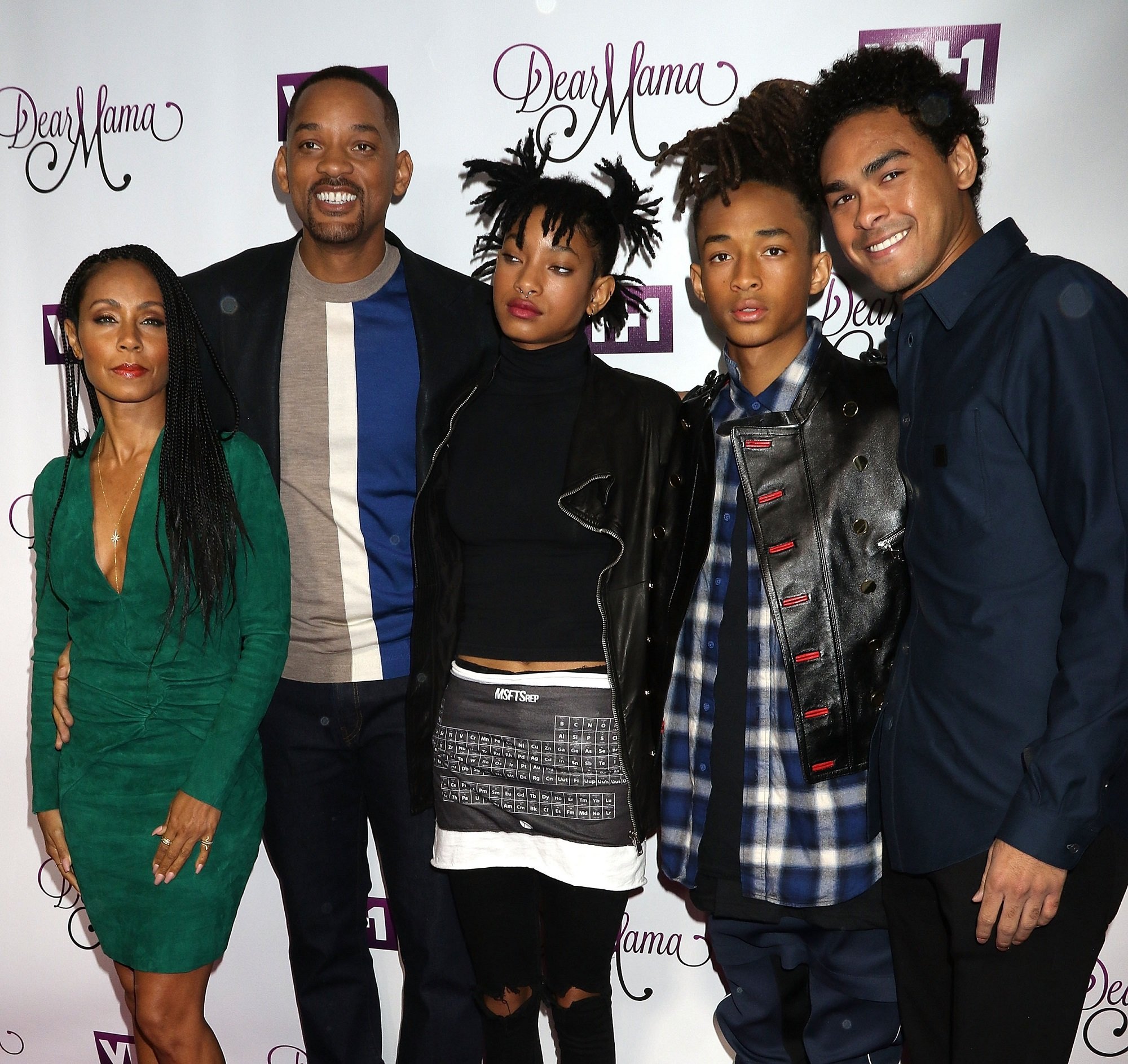 Jada Pinkett Smith, Will Smith, Willow Smith, Jaden Smith, and Trey SMith