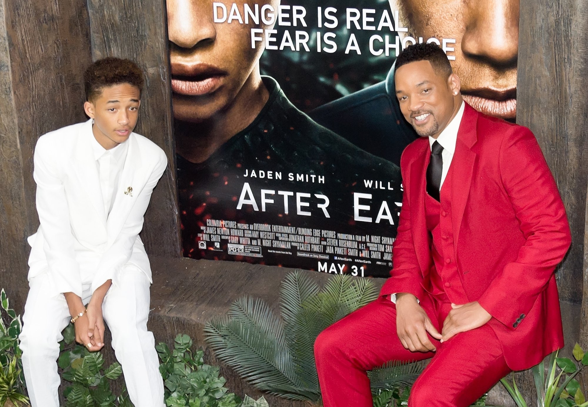 (L-R) Actors Jaden Smith and Will Smith attend the 'After Earth' premiere 