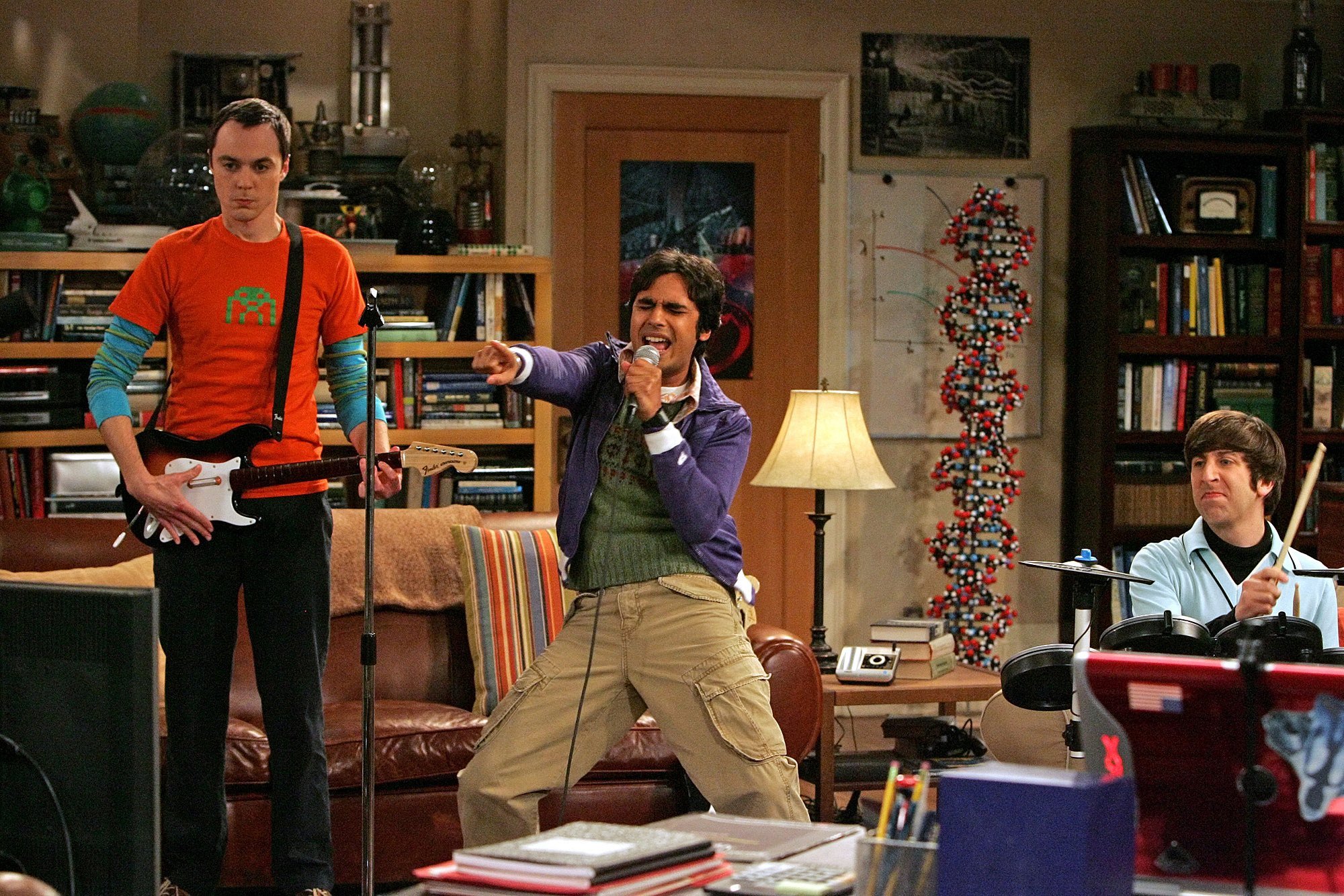 Jim Parsons, Kunal Nayyar, Simon Helberg in 'The Big Bang Theory