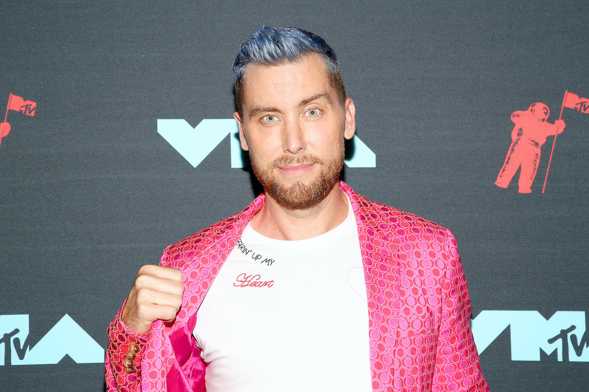 Lance Bass poses backstage during the 2019 MTV Video Music Awards | Astrid Stawiarz /VMN19/Getty Images for MTV