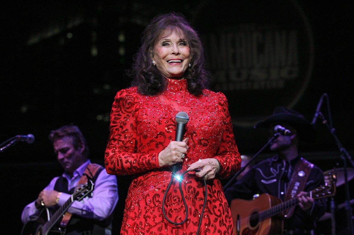  Loretta Lynn