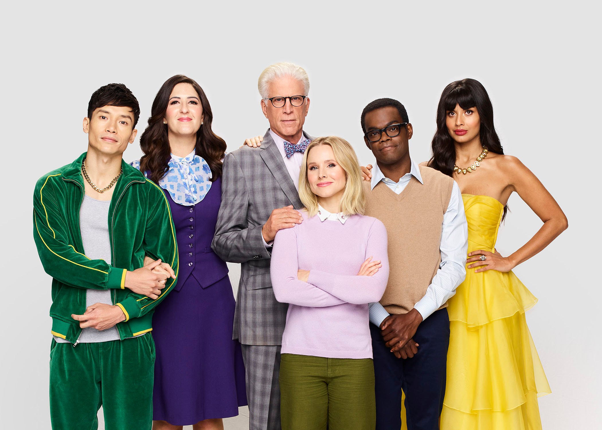 Manny Jacinto, D'Arcy Carden, Ted Danson, Kristen Bell, William Jackson Harper, D'Arcy Carden, and Jameela Jamil of 'The Good Place'