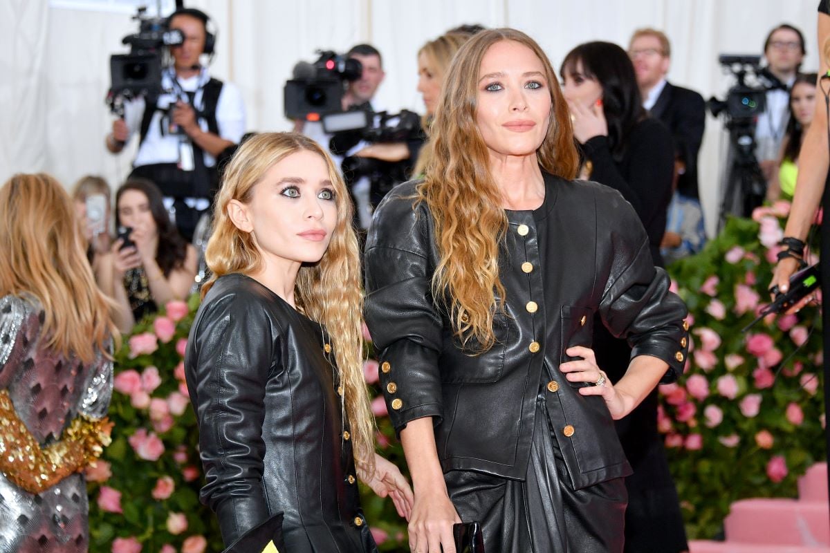 Mary-Kate and Ashley Olsen