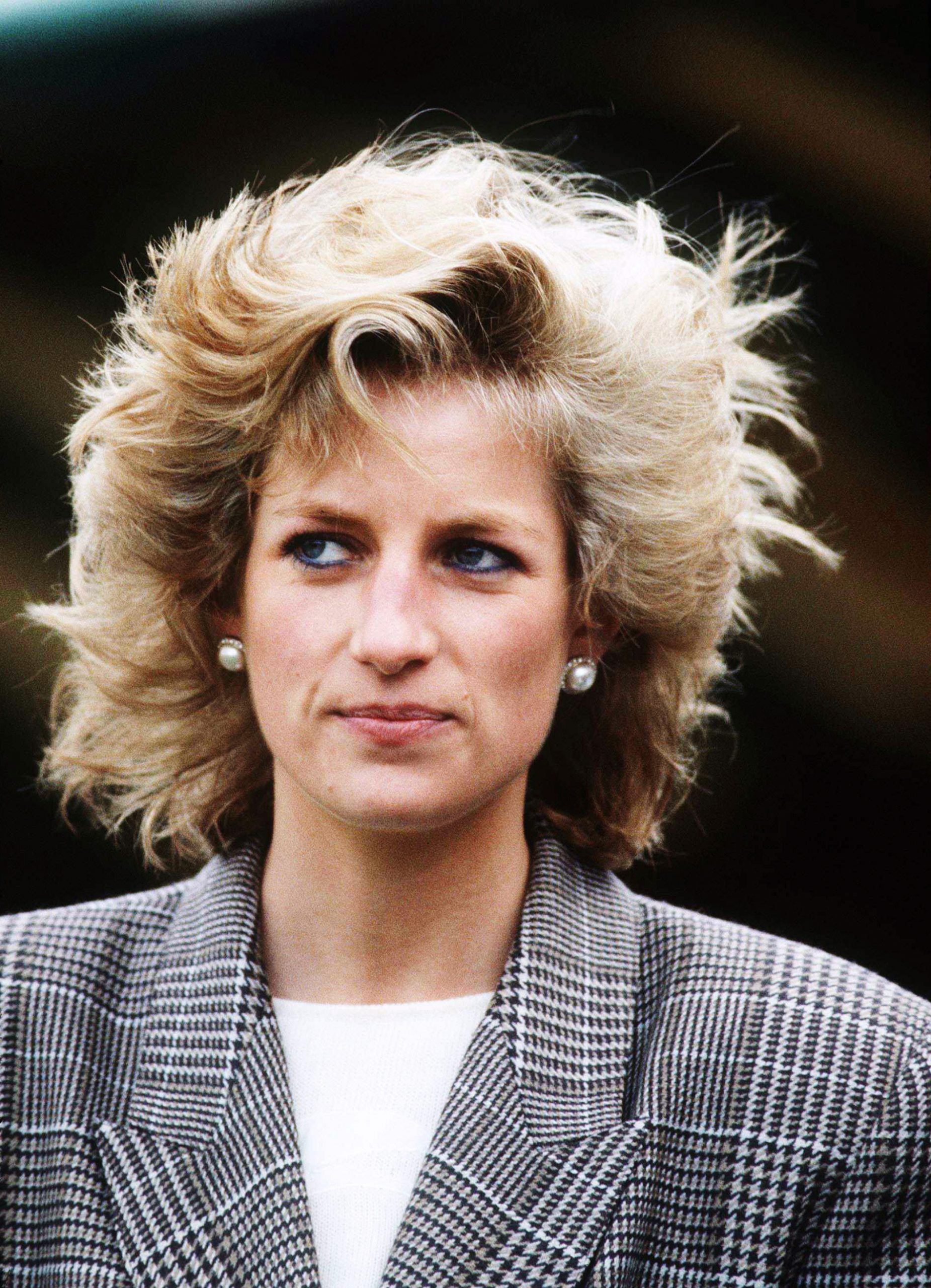 Rare Photos of Princess Diana With Long Hair