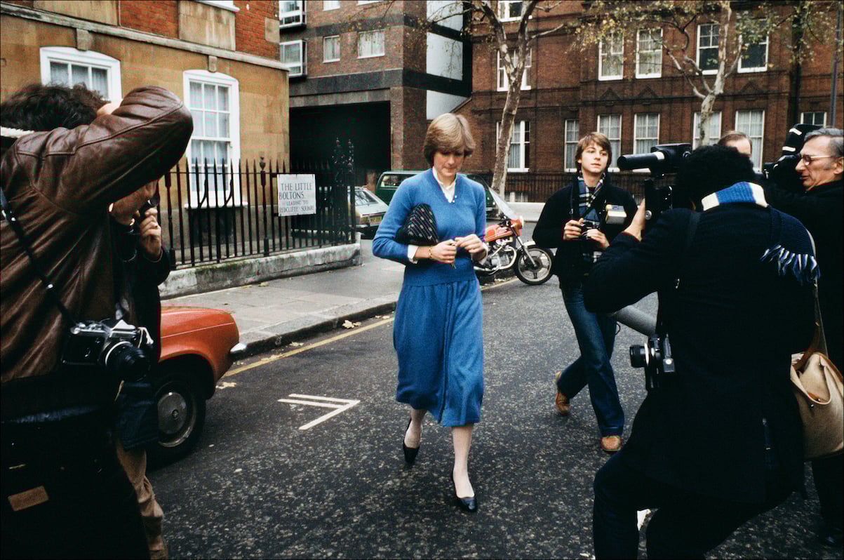 Princess Diana leaving her apartment