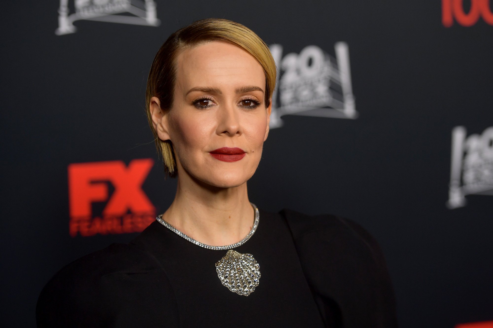 ‘Impeachment: American Crime Story’: Why Sarah Paulson Says Playing Linda Tripp Is a ‘Huge Stretch’