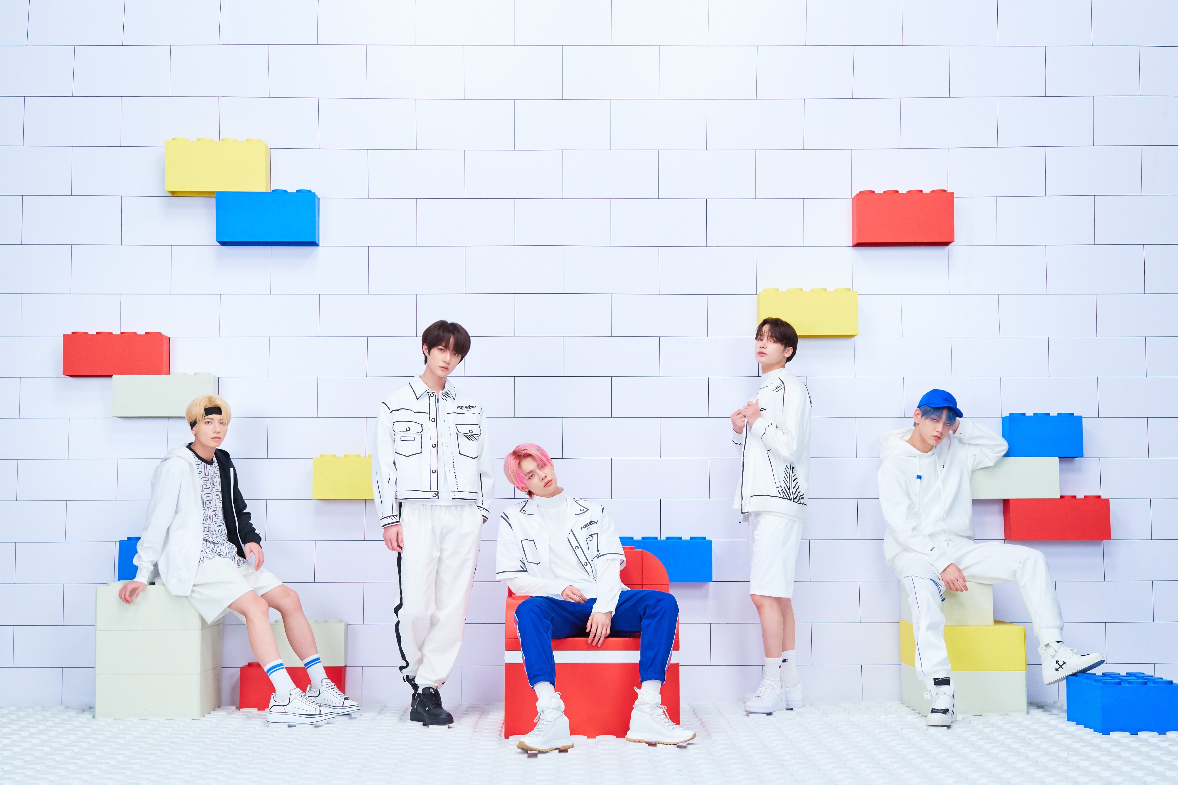 The members of TXT pose for a concept photo for their EP 'minisode1 : Blue Hour'