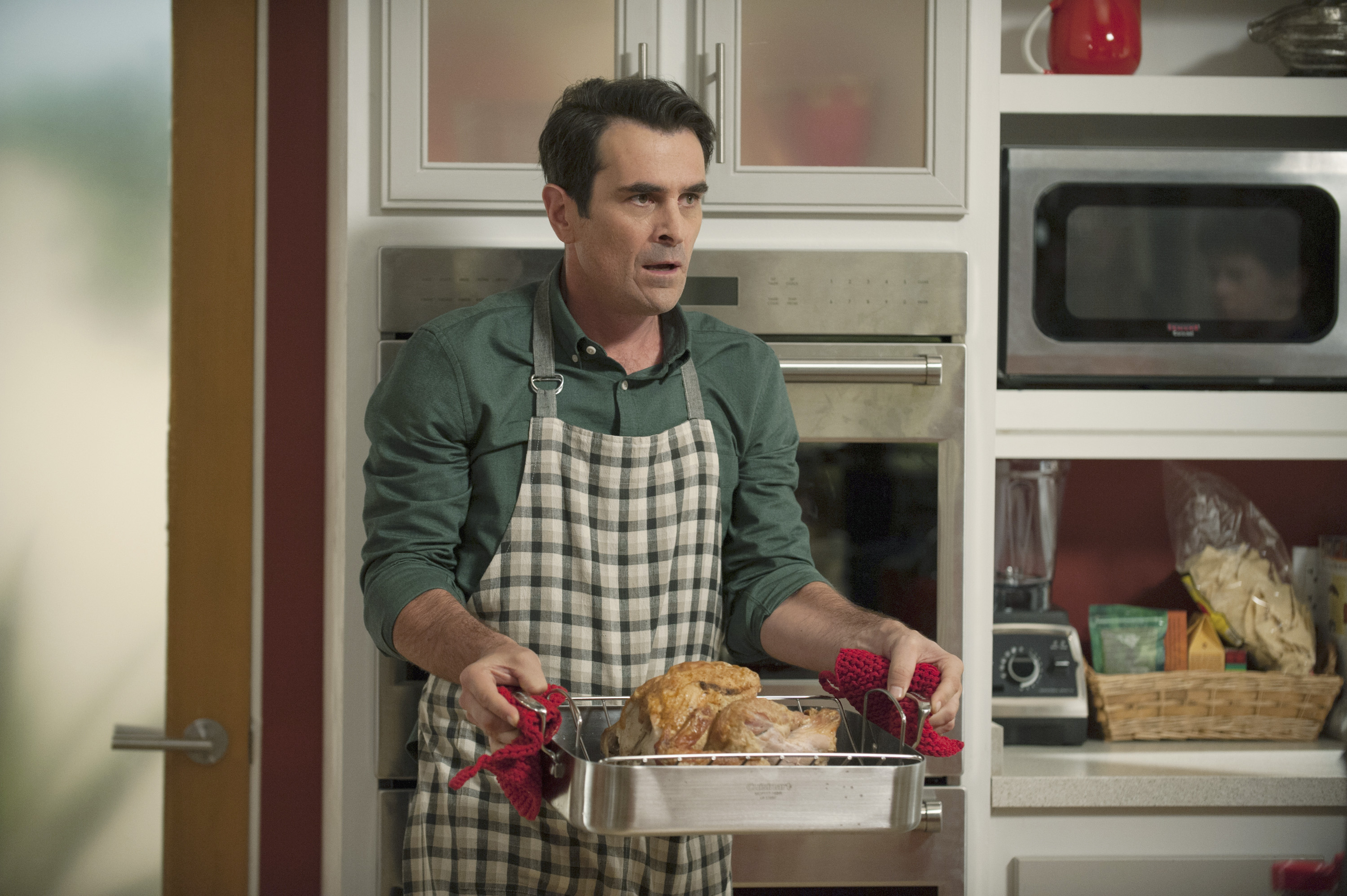 'Modern Family' Episode Titled 'Three Turkeys' 