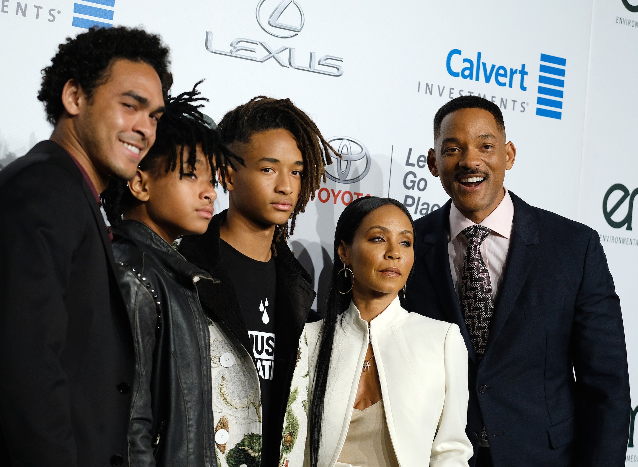 (L-R) Trey Smith, Willow Smith, Jaden Smith, Jada Pinkett-Smith and Will Smith attend the 26th annual EMA awards