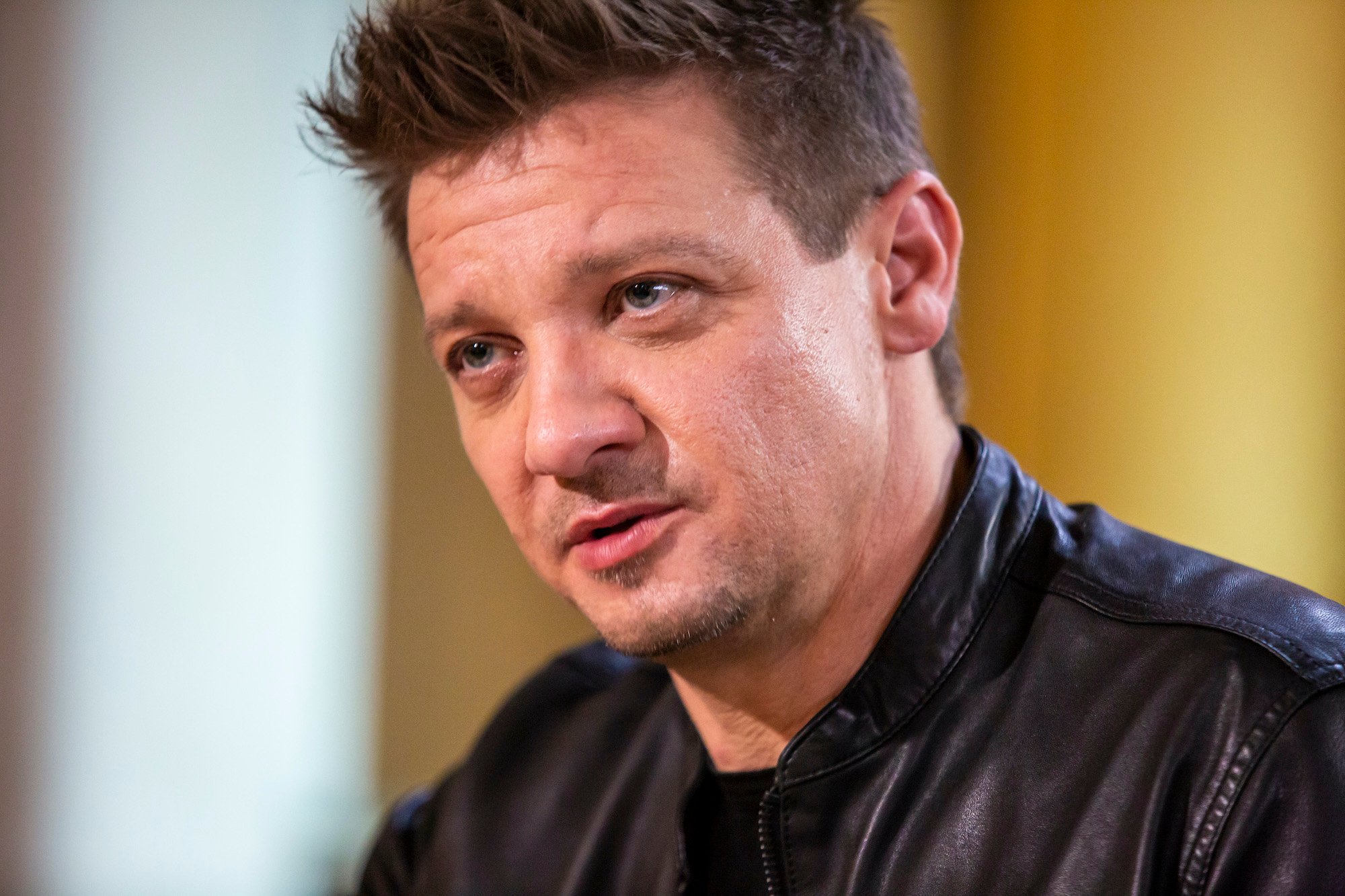 Jeremy Renner's Controversial Past Could Still Threaten His Future in the  MCU