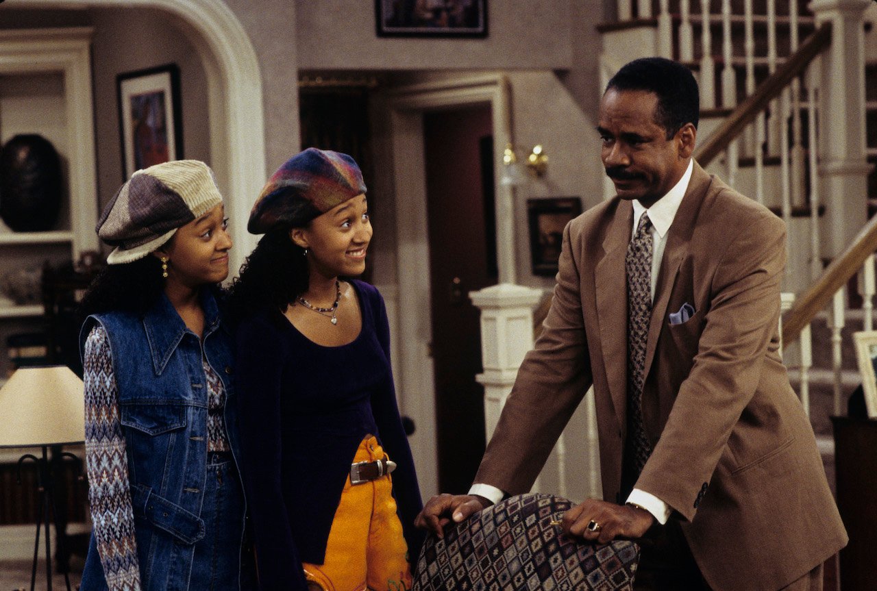 Tamera Mowry, Tia Mowry, and Tim Reid on 'Sister, Sister'