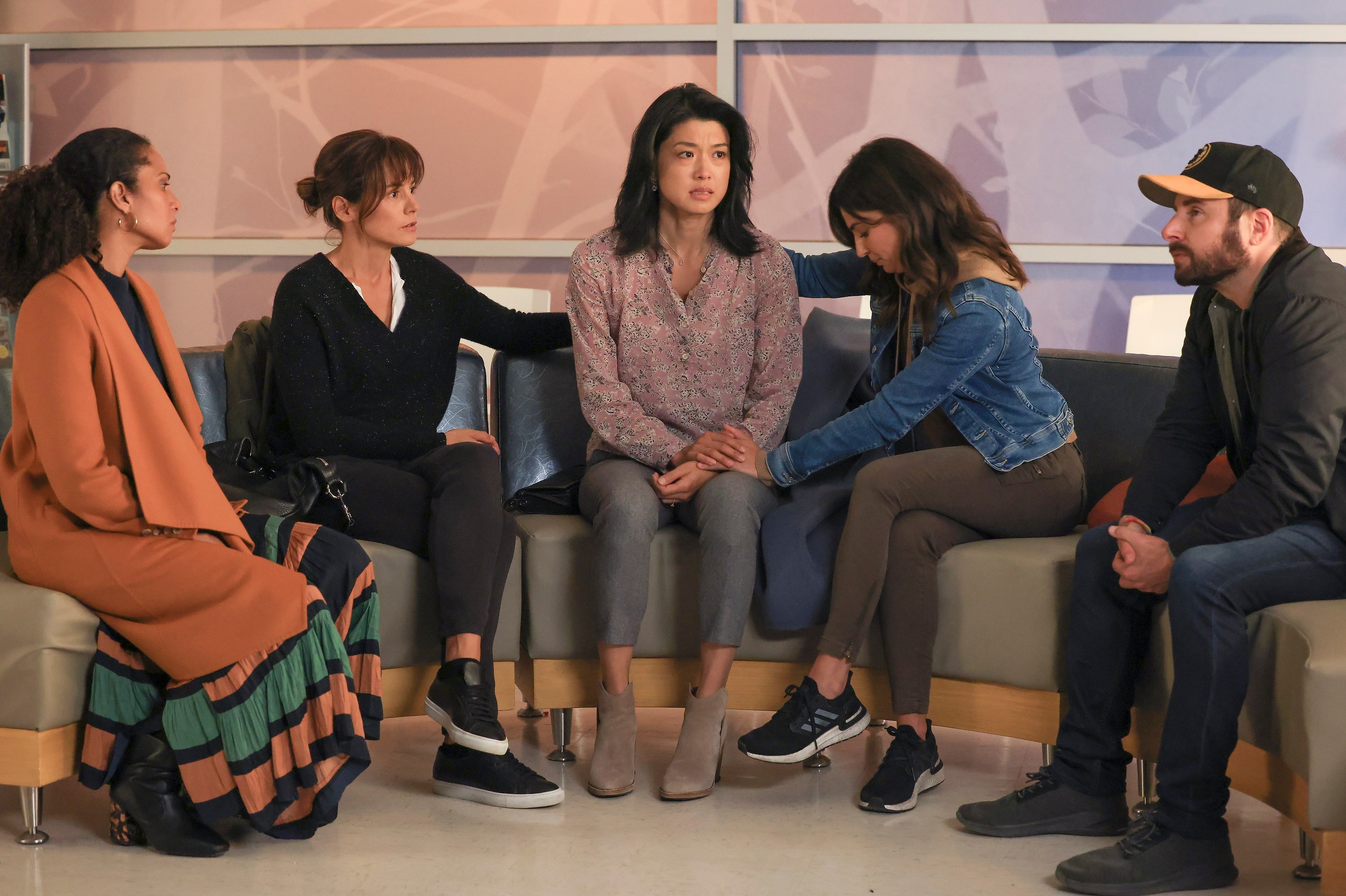 'A Million Little Things': CHRISTINA MOSES, STEPHANIE SZOSTAK, GRACE PARK, FLORIANA LIMA, JAMES RODAY RODRIGUEZ