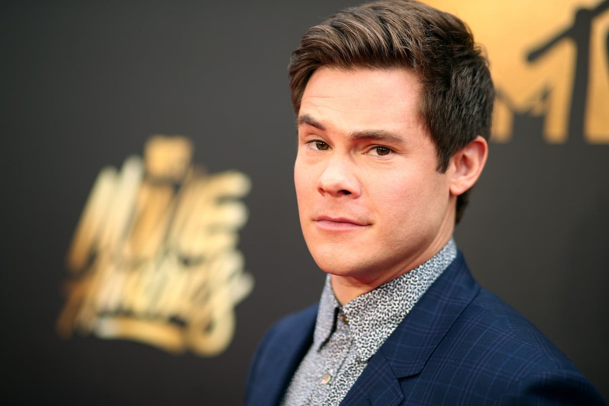 Adam DeVine at an award show.