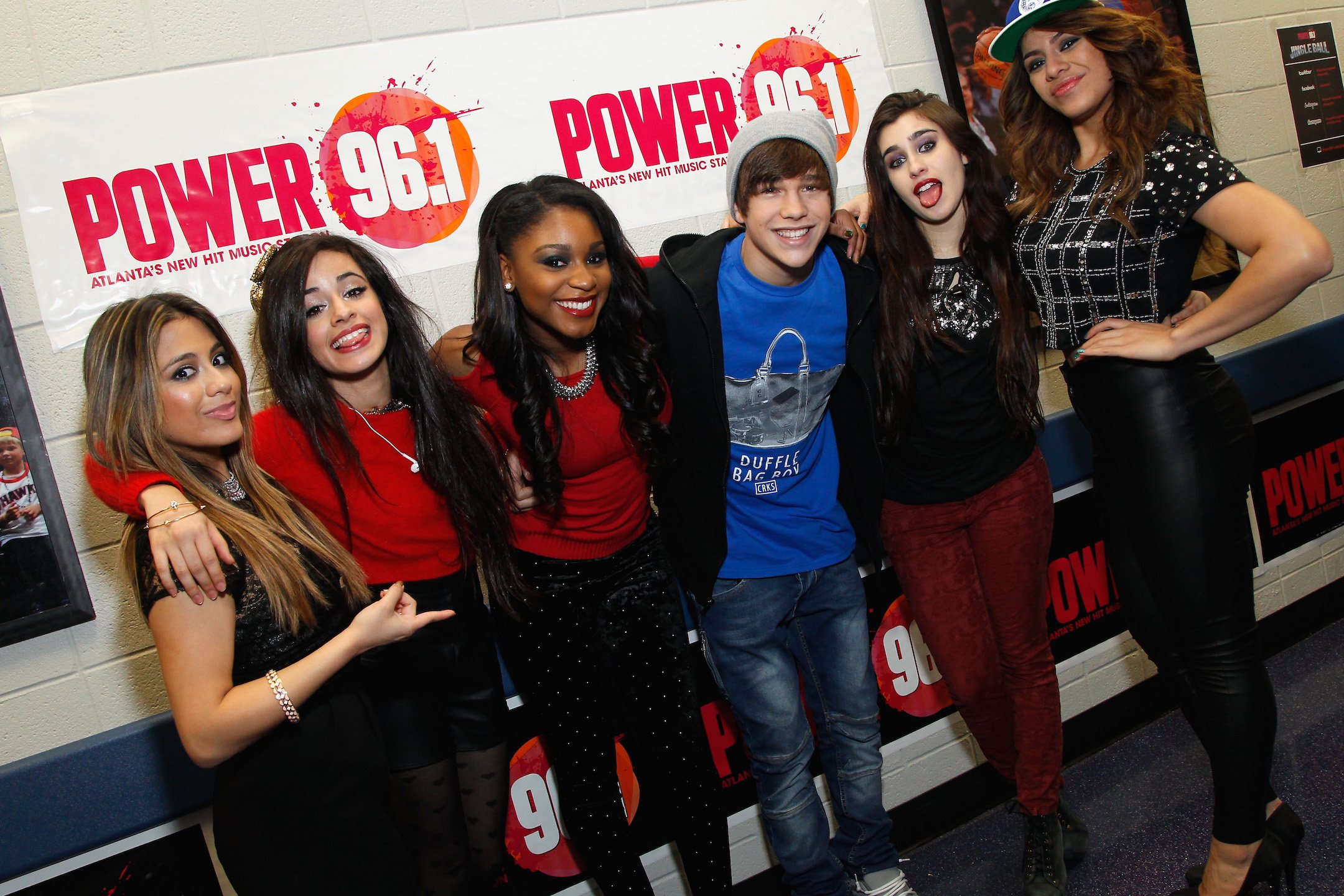 Ally Brooke, Camila Cabello, Normani Kordei, Lauren Jauregui, and Dinah Jane Hansen of Fifth Harmony pose with Austin Mahone