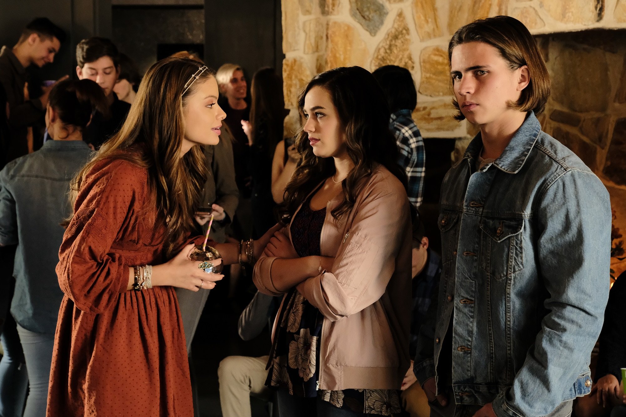 Cobra Kai On Netflix Cast Guide: Mary Mouser, Annalisa Cochrane