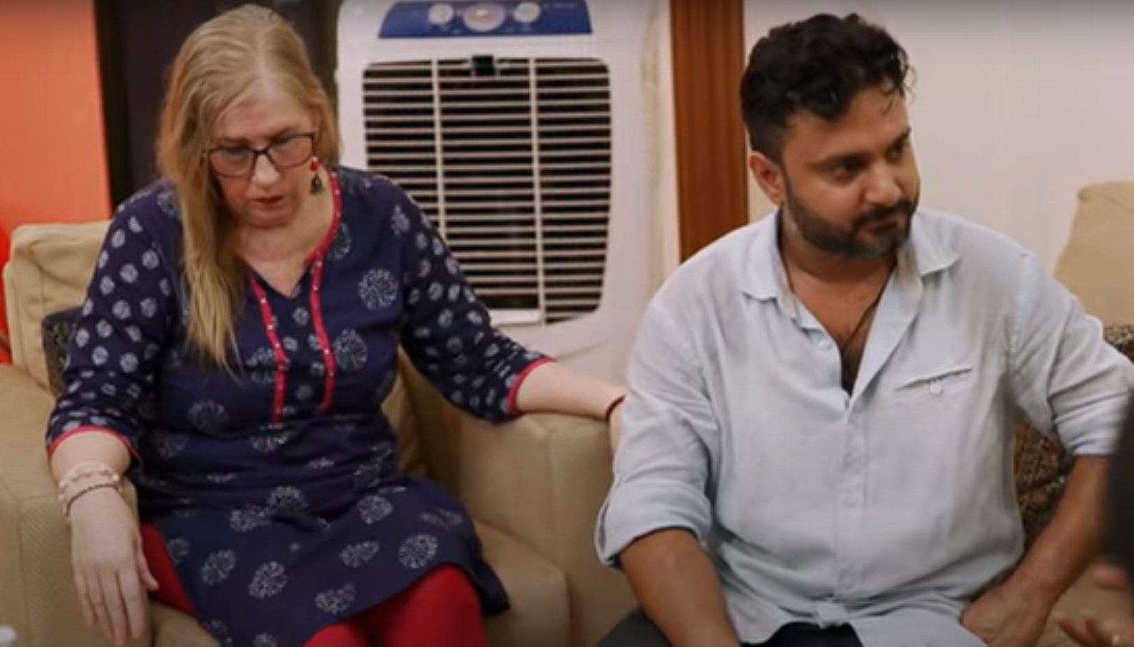 Jenny and Sumit sit with his parents on 90 Day Fiancé: The Other Way