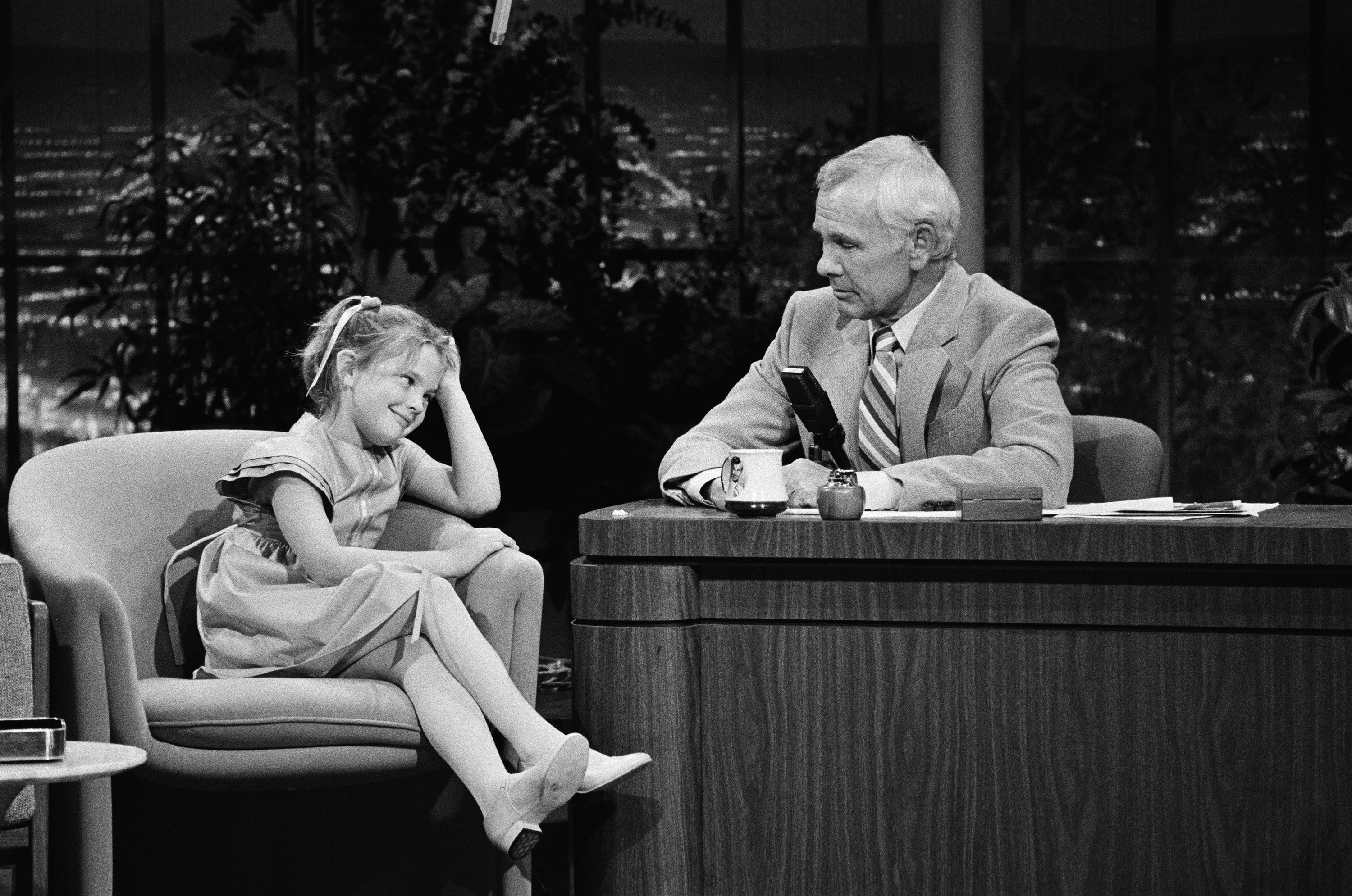 Johnny Carson interviews Drew Barrymore