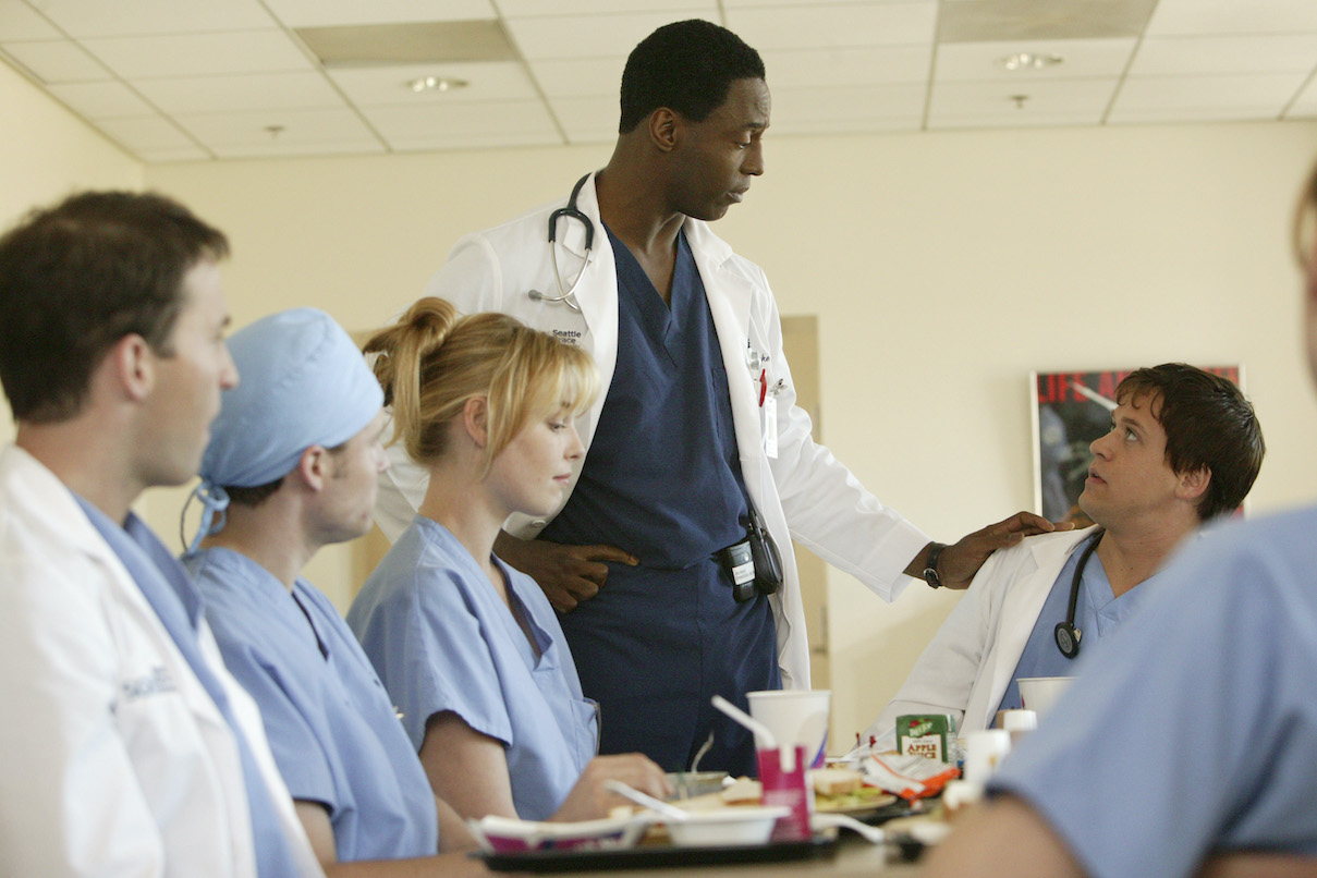 Katherine Heigl, Isaiah Washington, T. R. Knight during the pilot episode of 'Grey's Anatomy'