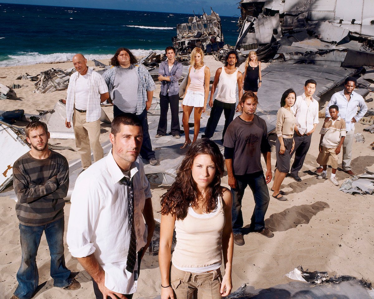 The cast of 'Lost' in the season 1 premiere.