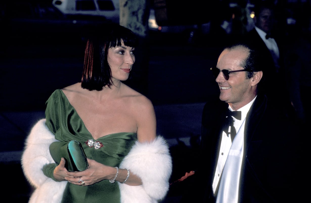 Anjelica Huston and Jack Nicholson