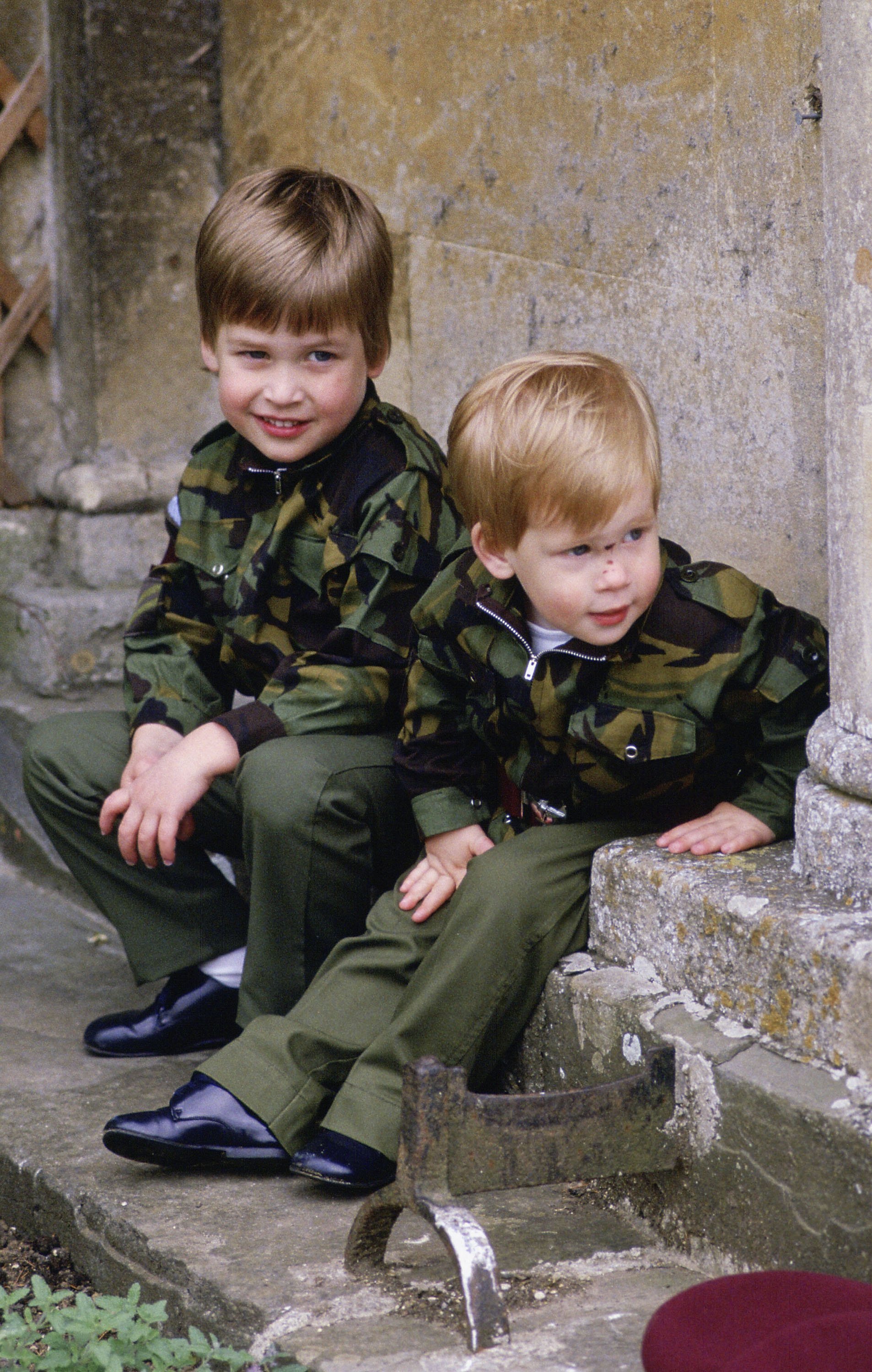 Prince Harry and Prince William in 1986