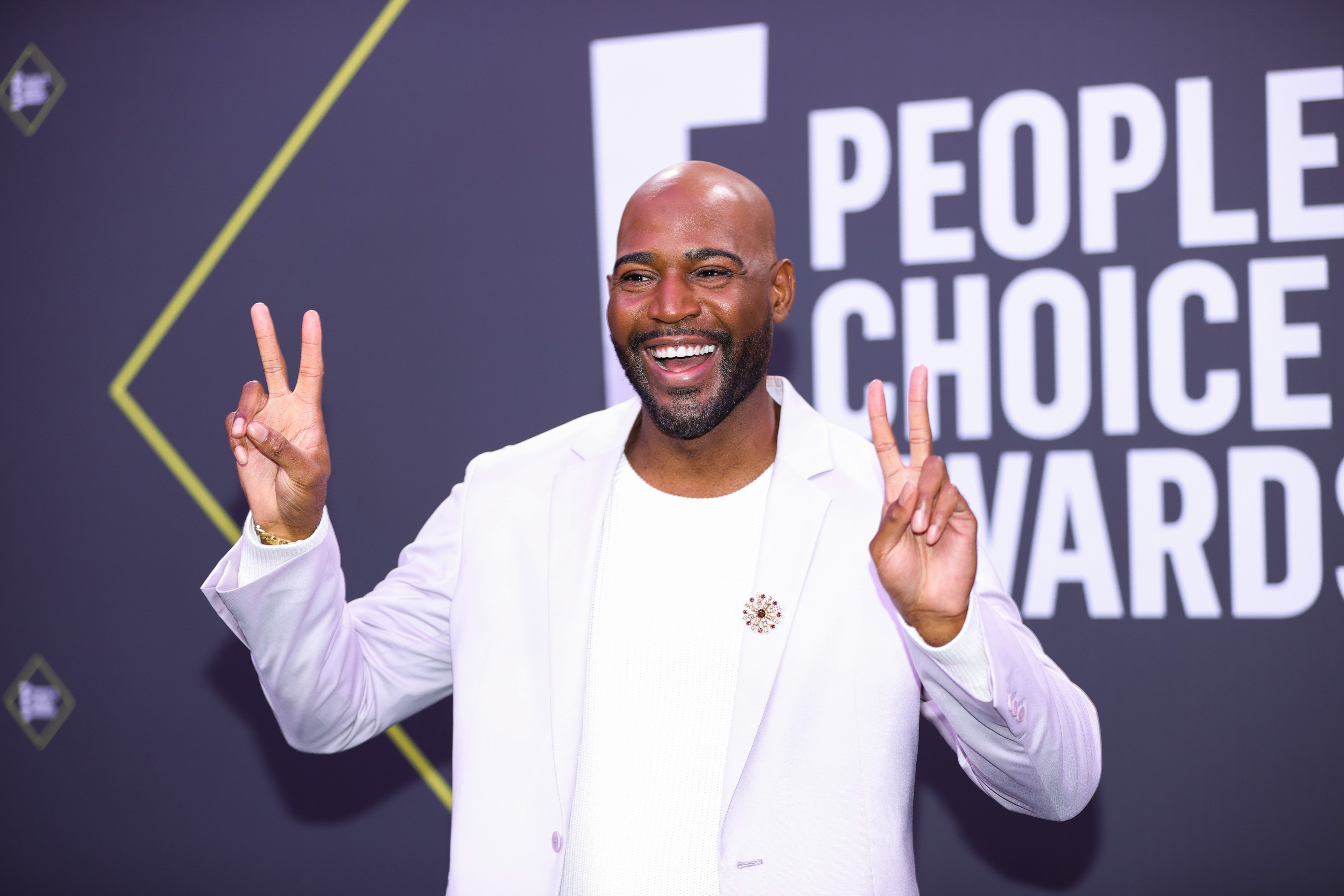 Karamo Brown arrives at the 2020 E! People's Choice Awards