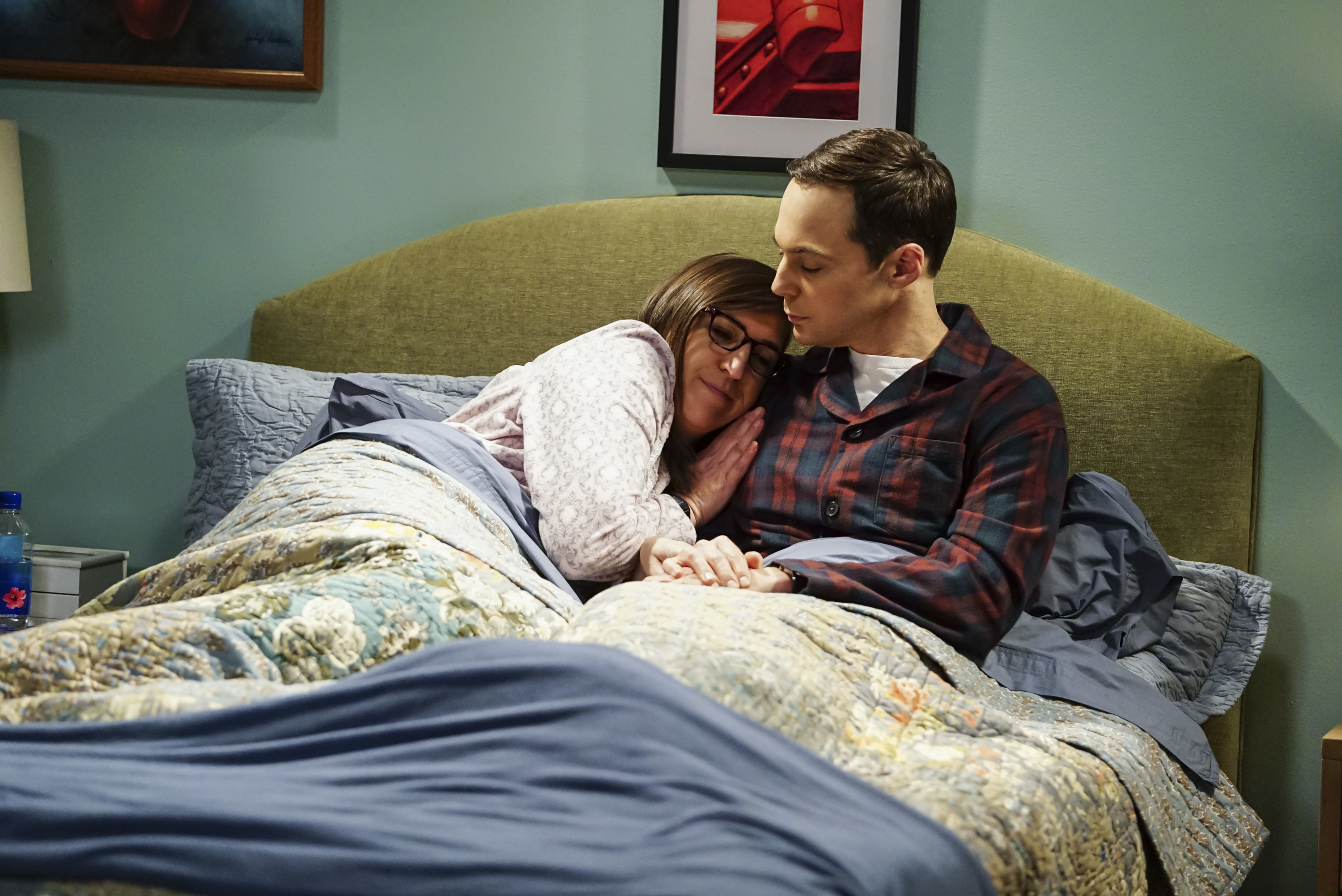 Amy Farrah Fowler (Mayim Bialik) and Sheldon Cooper (Jim Parsons) in a scene for 'The Big Bang Theory'