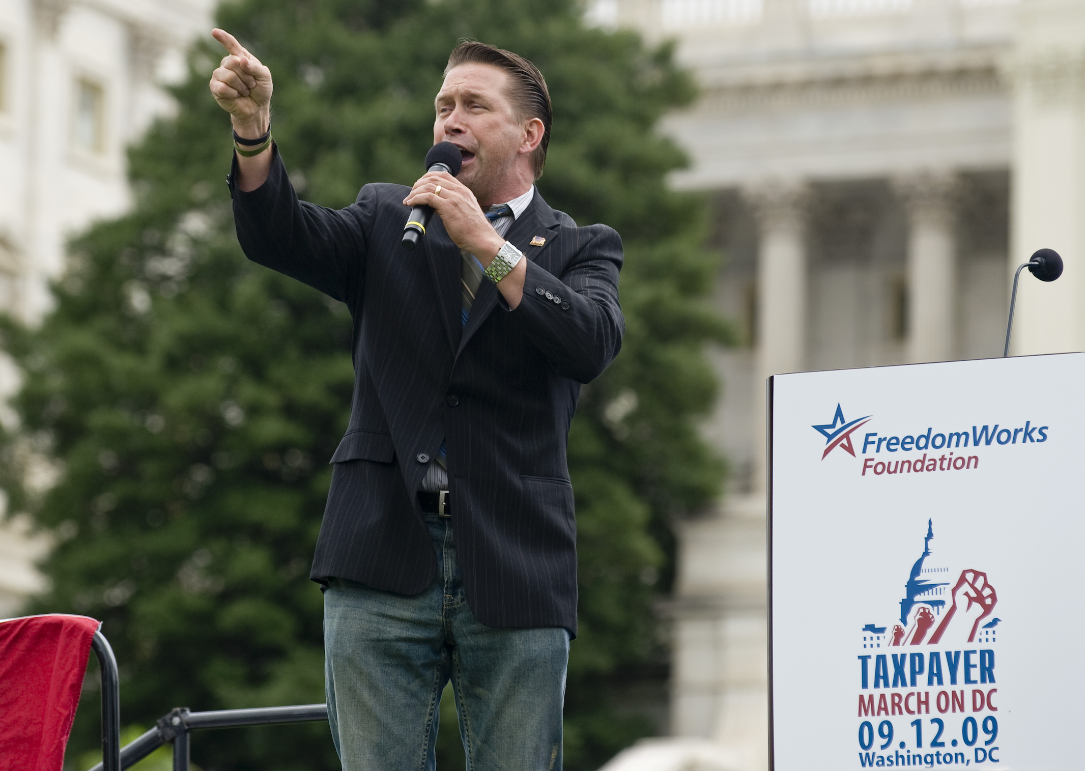 Stephen Baldwin speaks to the crowd on the West Lawn of the Capitol on Sept. 12, 2009