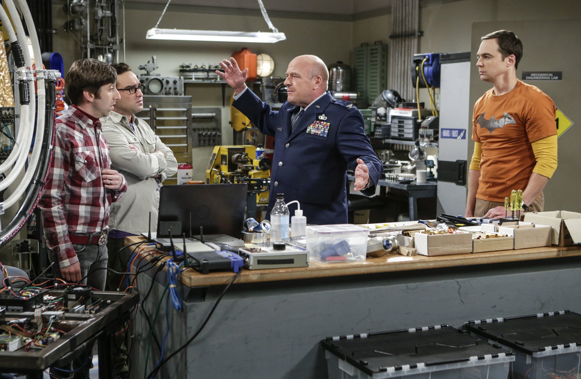 Howard Wolowitz (Simon Helberg), Leonard Hofstadter (Johnny Galecki), Colonel Williams (Dean Norris) and Sheldon Cooper (Jim Parsons)