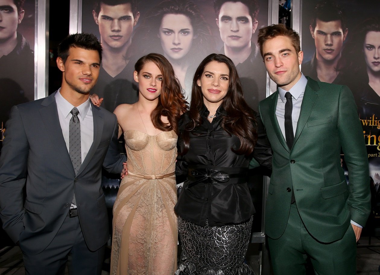 Twilight books Taylor Lautner, Kristen Stewart, Stephenie Meyer, and Robert Pattinson