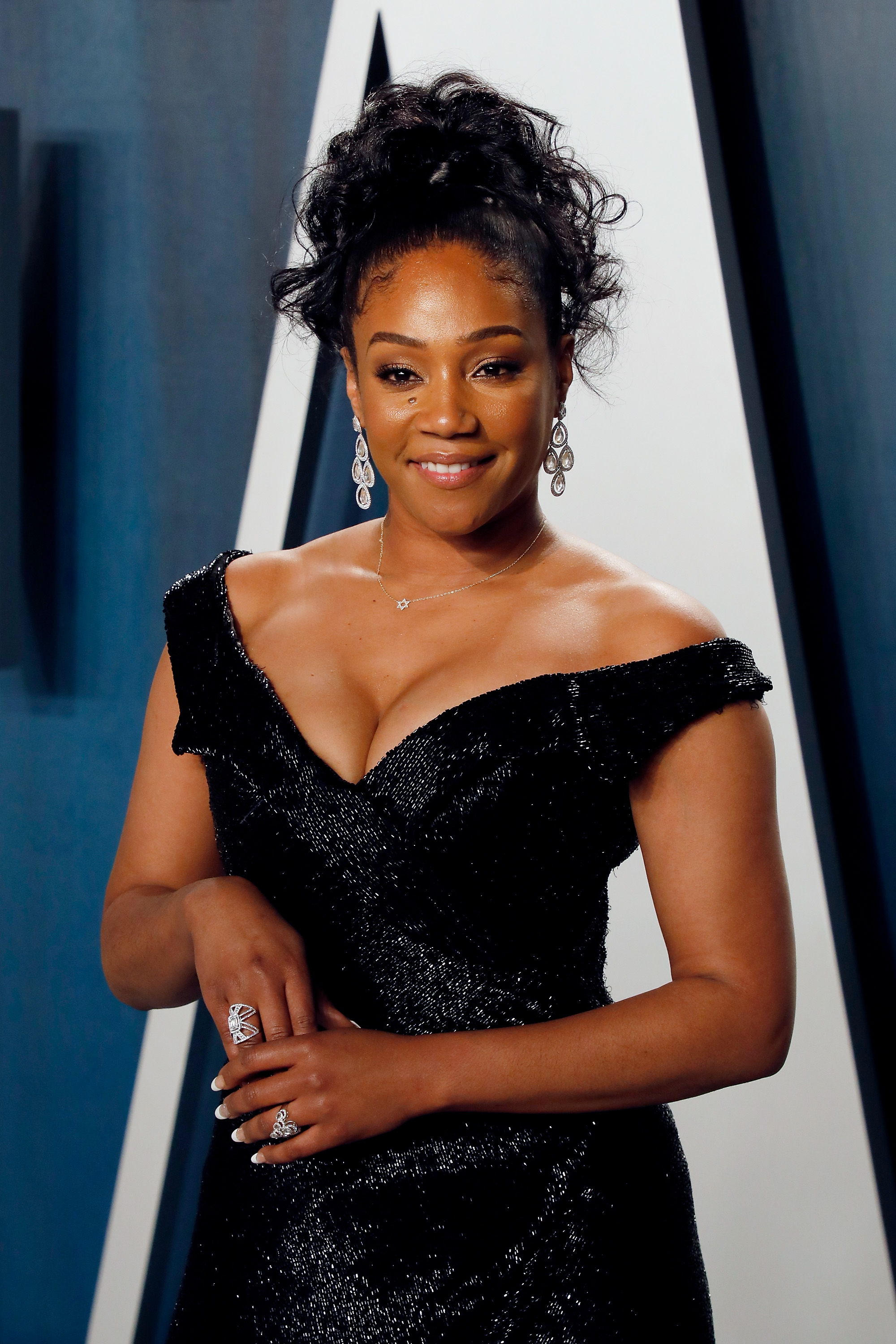 Tiffany Haddish attends the Vanity Fair Oscar Party at Wallis Annenberg Center for the Performing Arts 