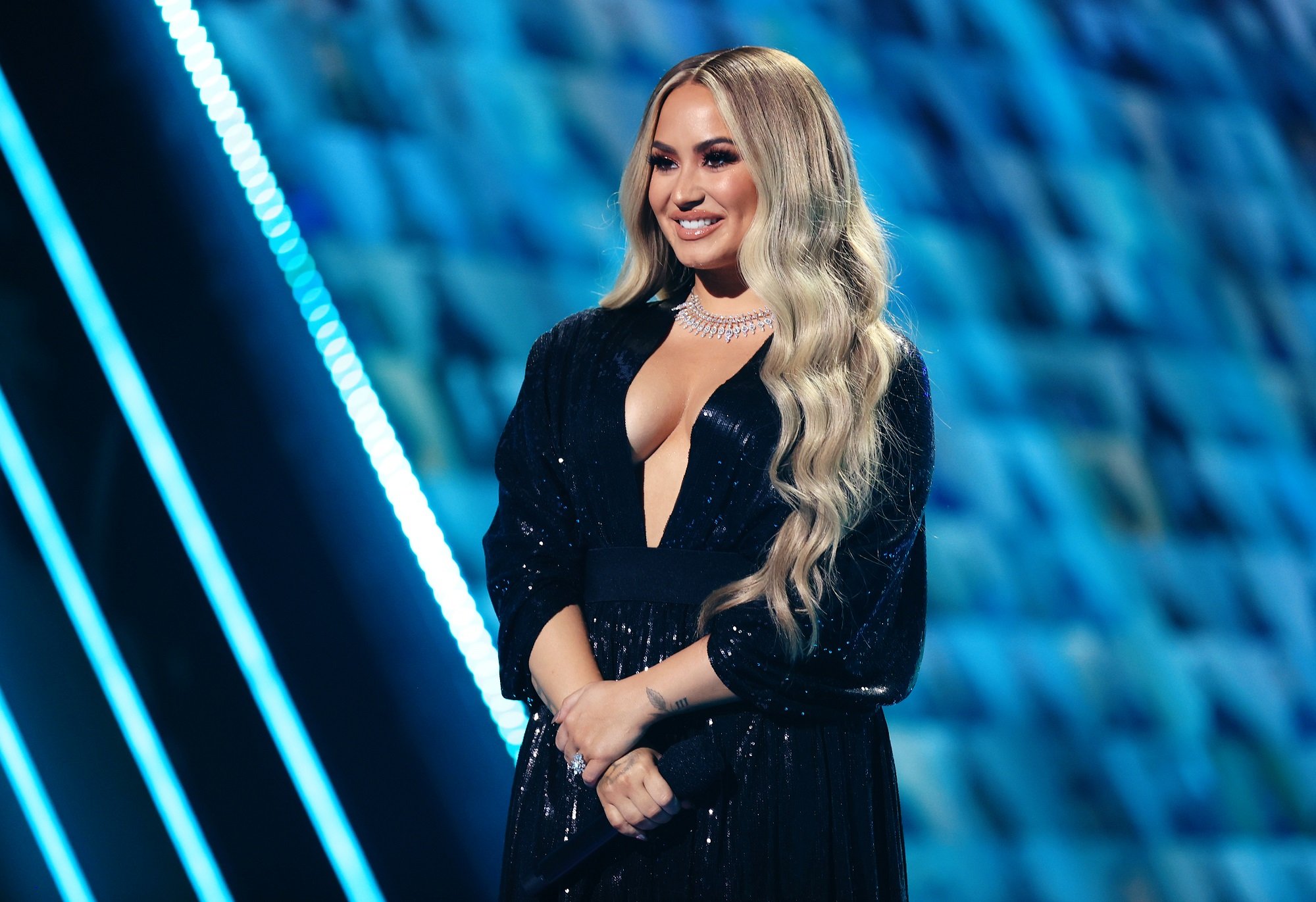 Demi Lovato speaks onstage for the 2020 E! People's Choice Awards
