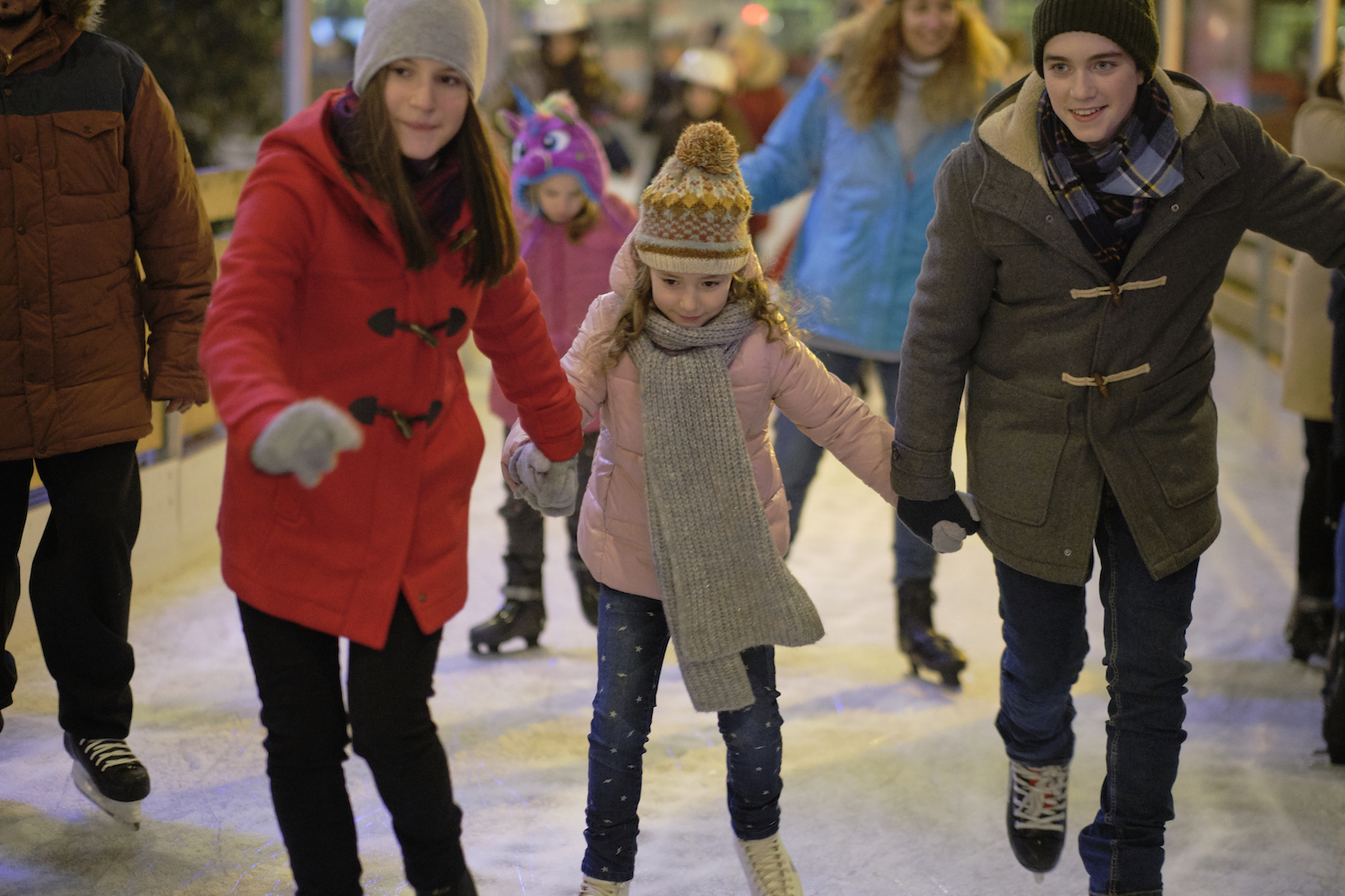 Kids ice skating 