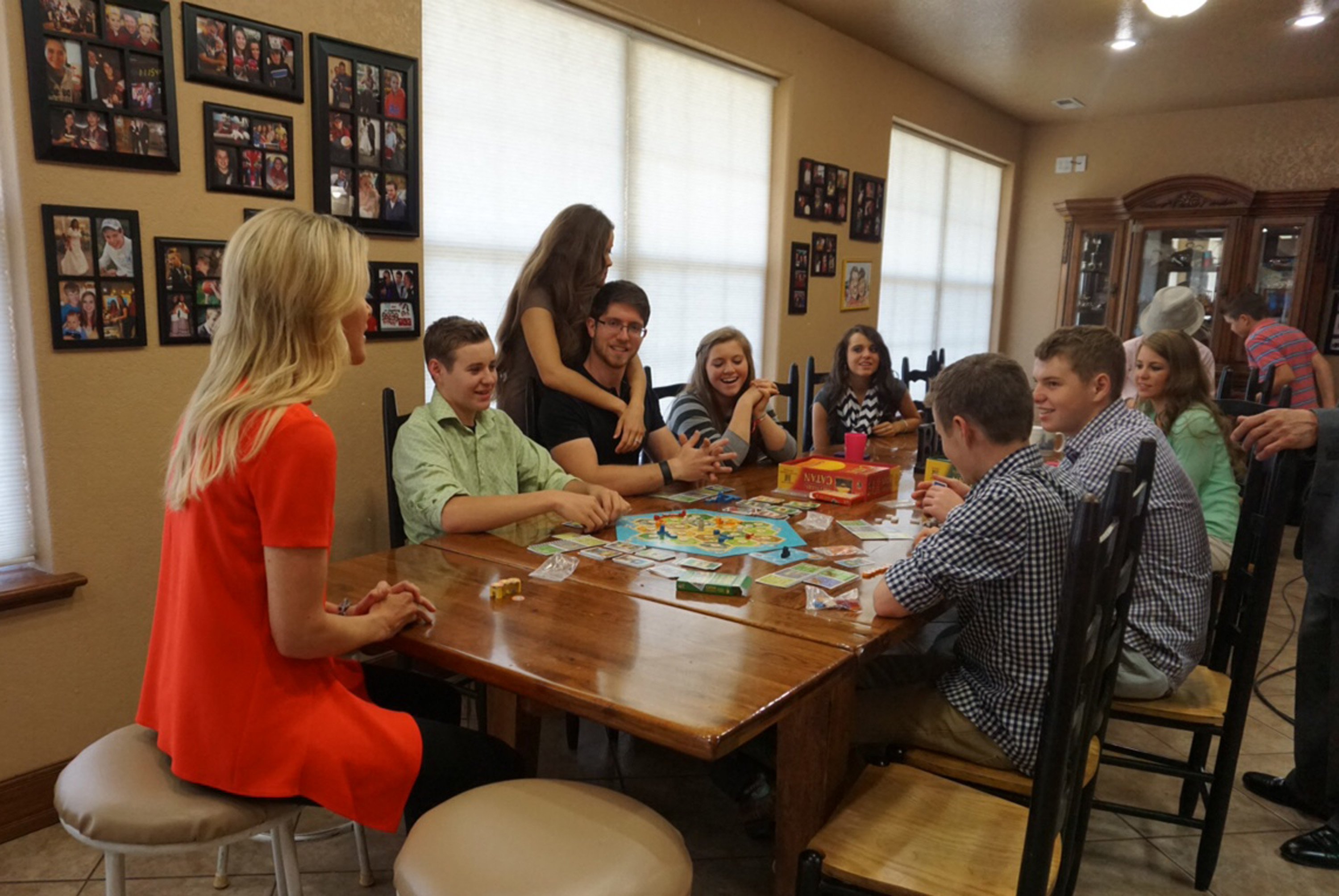 Members of the Duggar family at the dining table