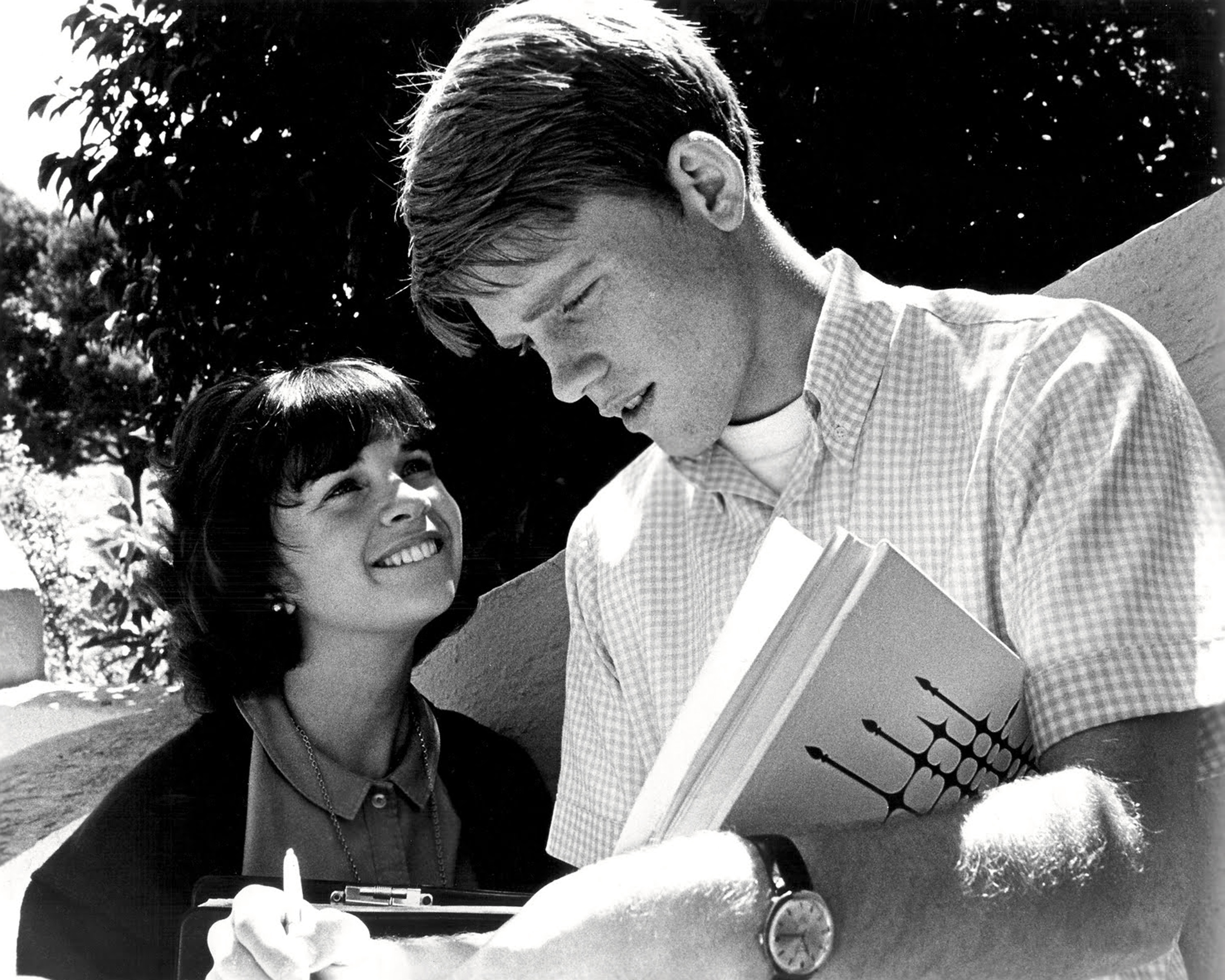 Ron Howard and Laurie Henderson on the American Graffiti set