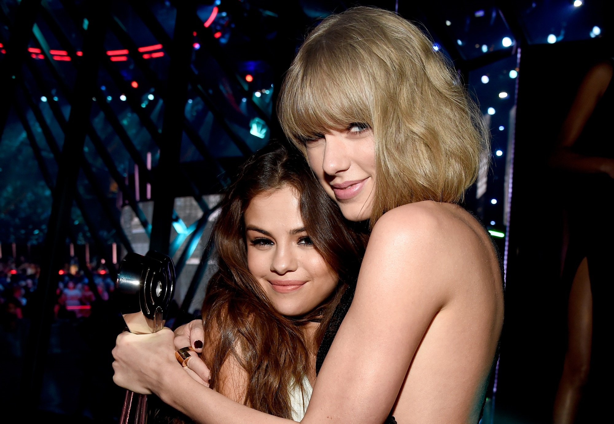 Selena Gomez and Taylor Swift backstage at the iHeartRadio Music Awards on April 3, 2016 in Inglewood, California.