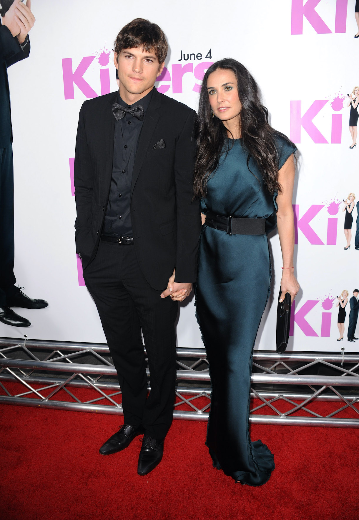 Ashton Kutcher and Demi Moore arrive to the premiere of Lionsgate's 'Killers' held at ArcLight Cinema