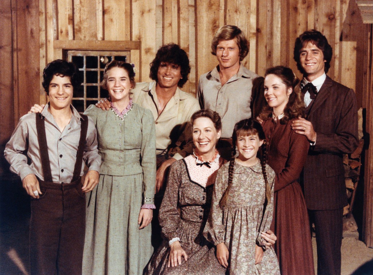 Cast of 'Little House on the Prairie' | (top l-r) Matthew Laborteaux, Melissa Gilbert, Michael Landon, Dean Butler, Melissa Sue Anderson, Linwood Boomer (bottom l-r) Karen Grassle, Lindsay/Sidney Greenbush