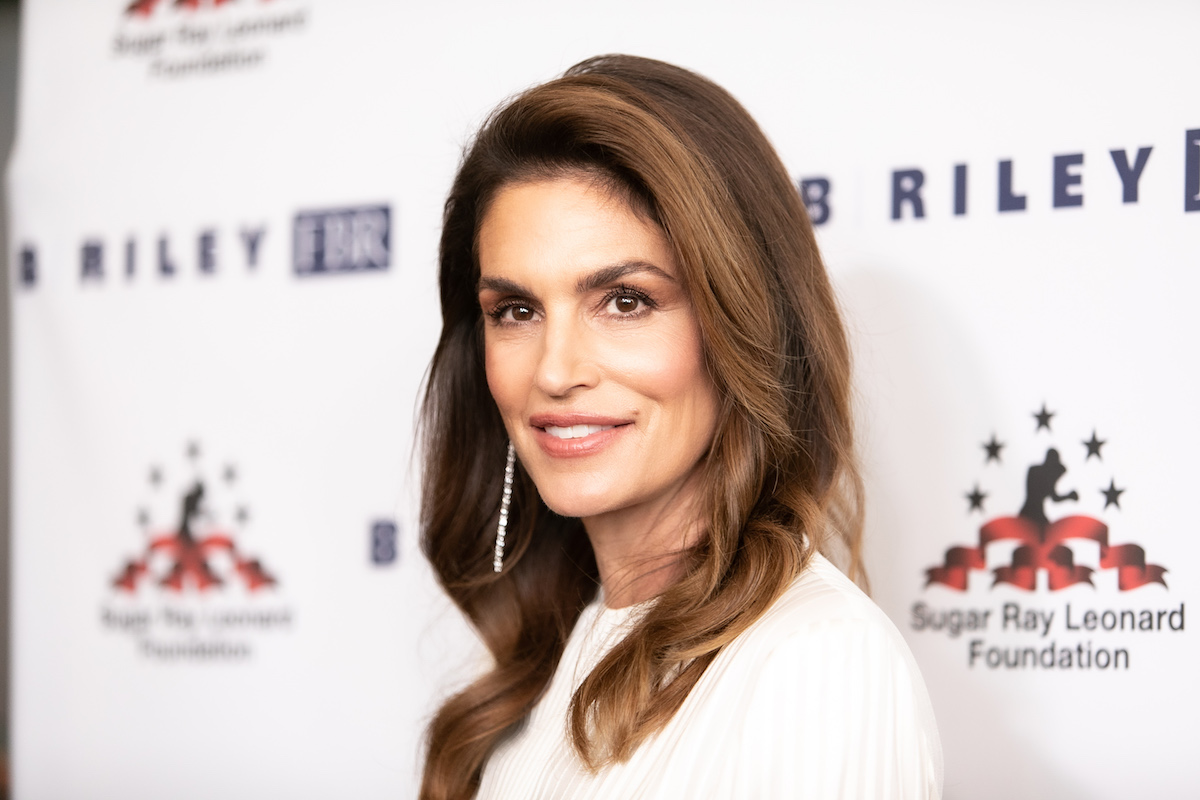 Cindy Crawford attends Sugar Ray Leonard Foundation's 10th Annual 'Big Fighters, Big Cause' Charity Boxing Night at The Beverly Hilton Hotel on May 22, 2019 in Beverly Hills, California.