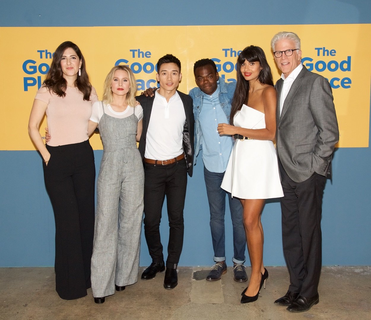 The Good Place cast: D'Arcy Carden, Kristen Bell, Manny Jacinto, William Jackson Harper, Jameela Jamil, and Ted Danson