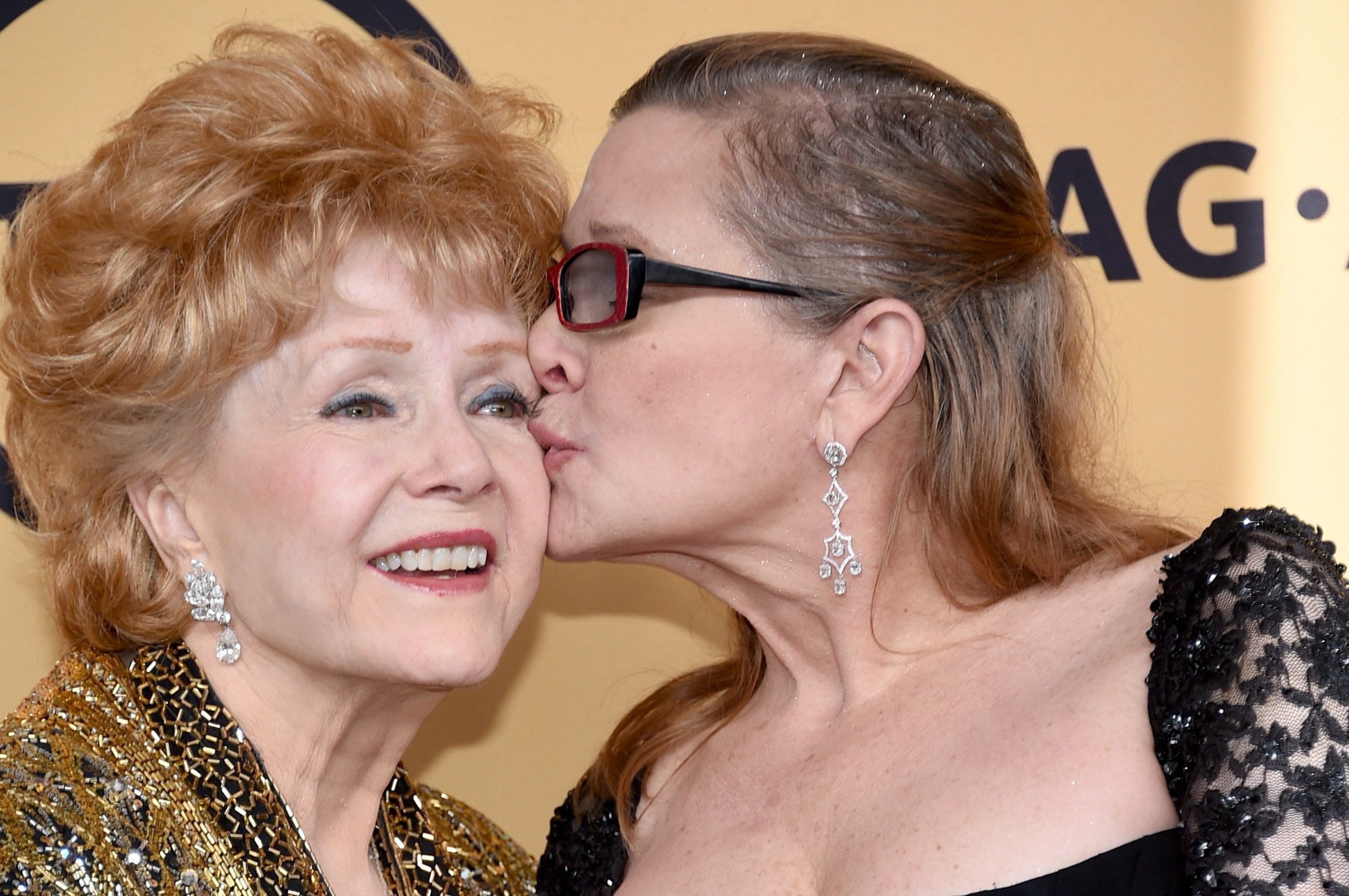 Debbie Reynolds and Carrie Fisher