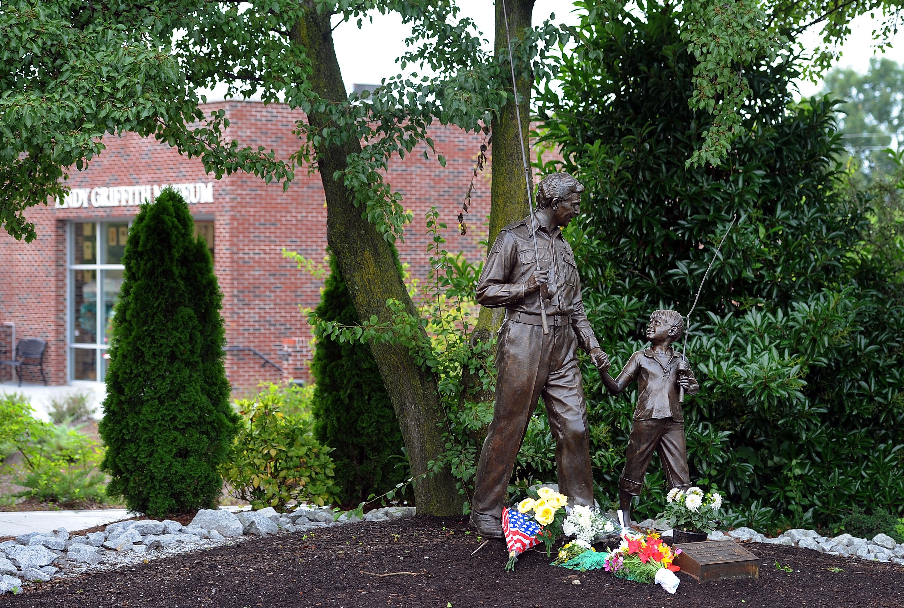 Statue of Andy Griffith and Ron Howard's characters from 'The Andy Griffith Show' in Mount Airy, North Carolina