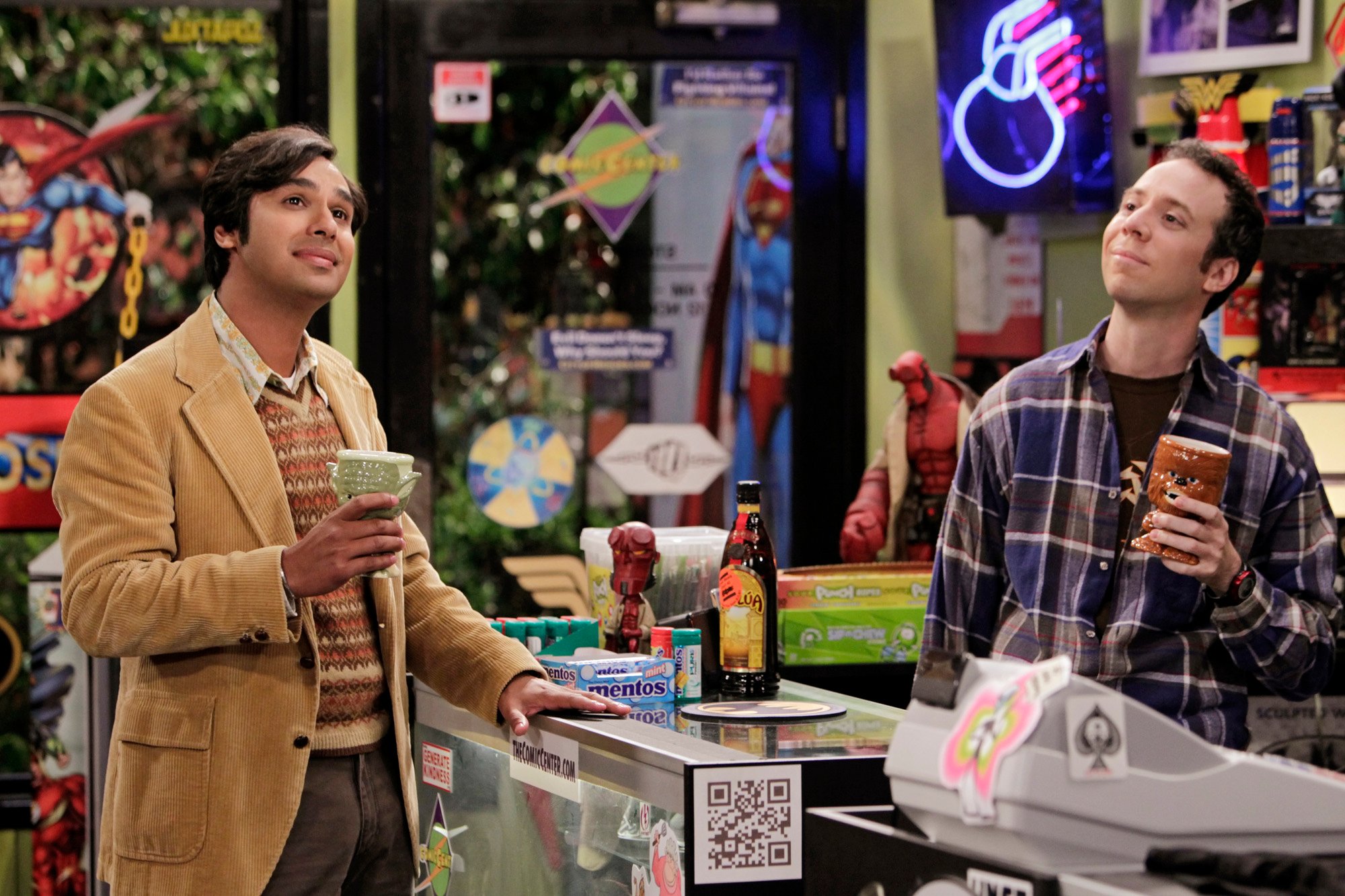 Kunal Nayyar and Kevin Sussman in 'The Big Bang Theory'